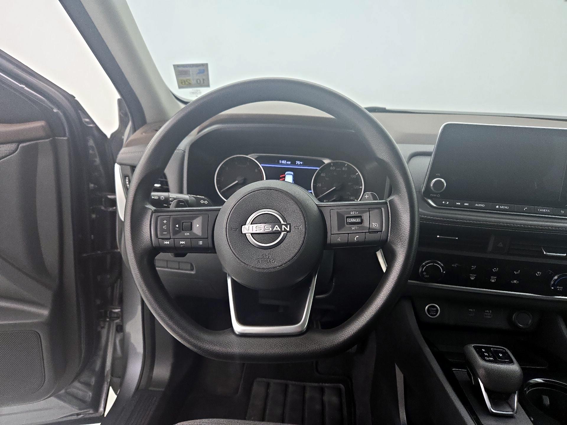 Thumbnail: 2022 Nissan Rogue - 10