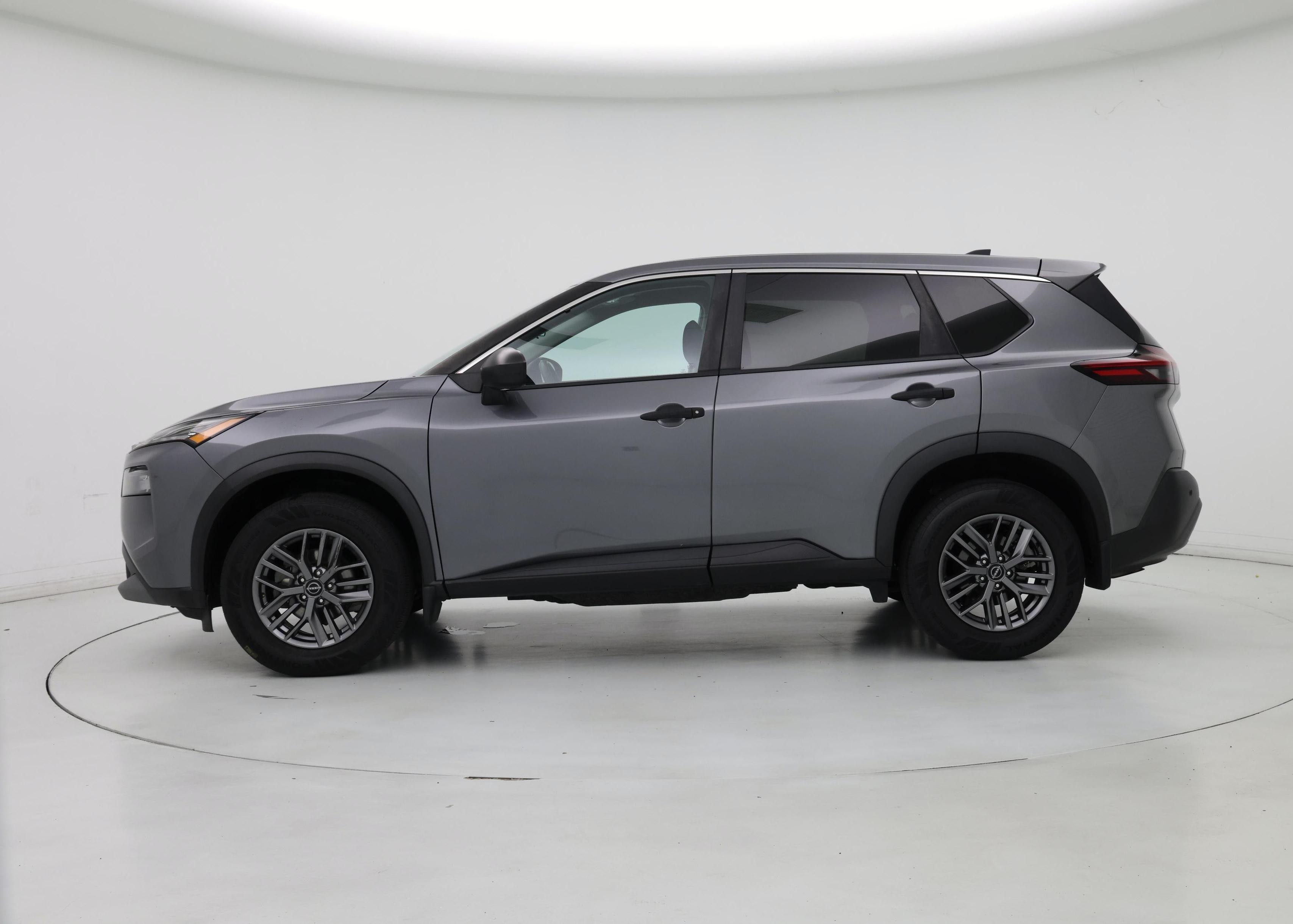 Thumbnail: 2022 Nissan Rogue - 3
