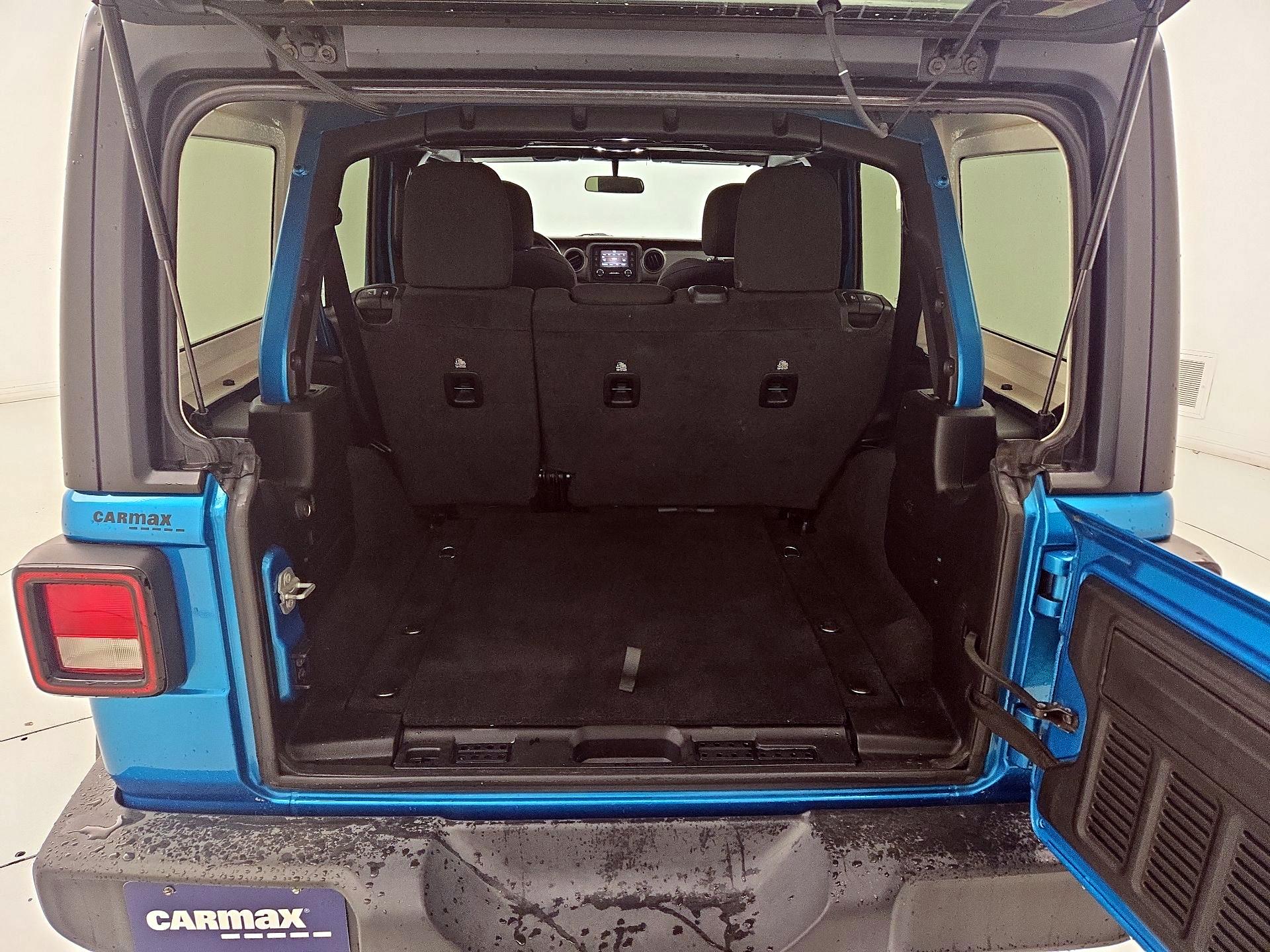 Thumbnail: 2020 Jeep Wrangler - 20