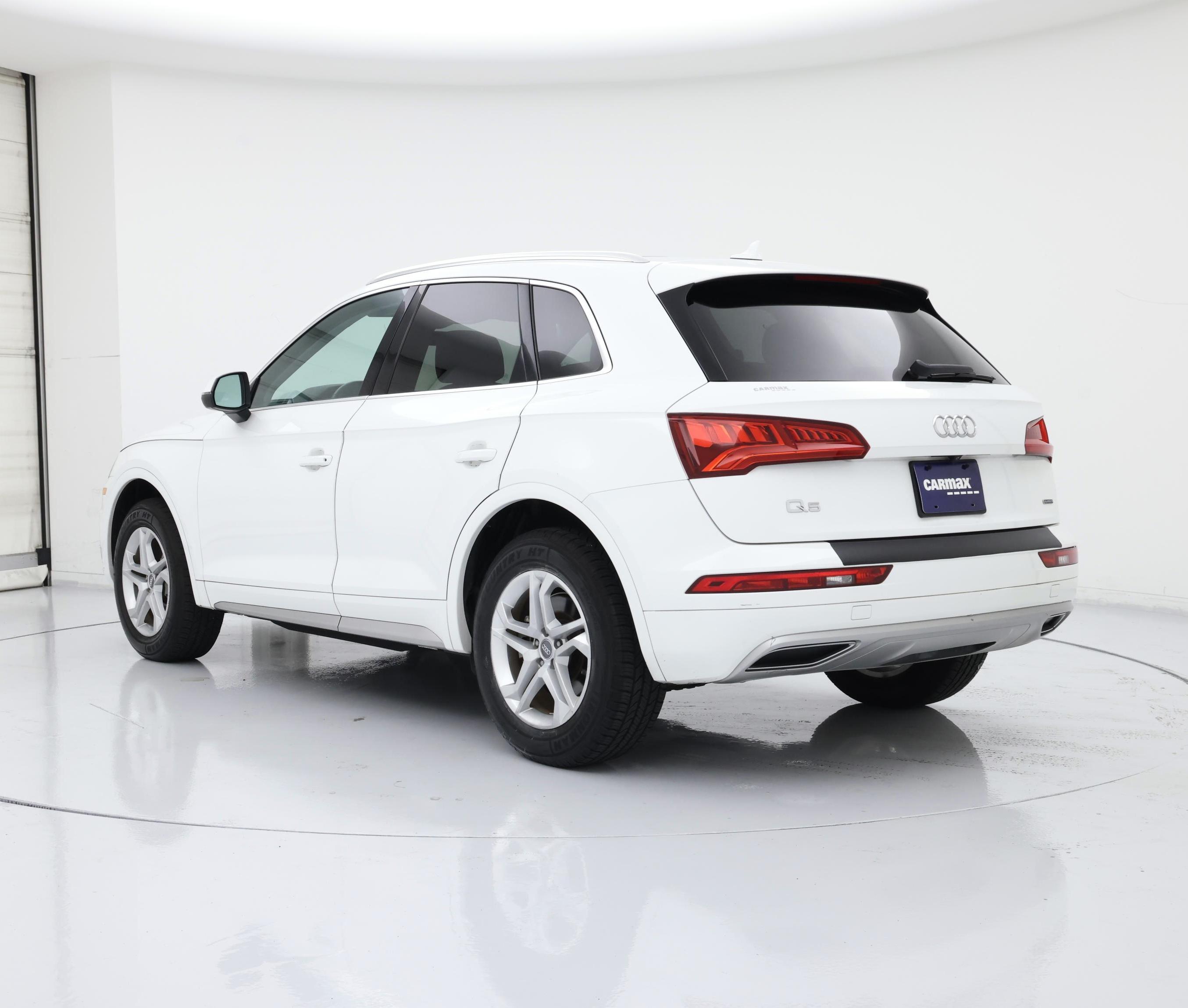 Thumbnail: 2019 Audi Q5 - 2