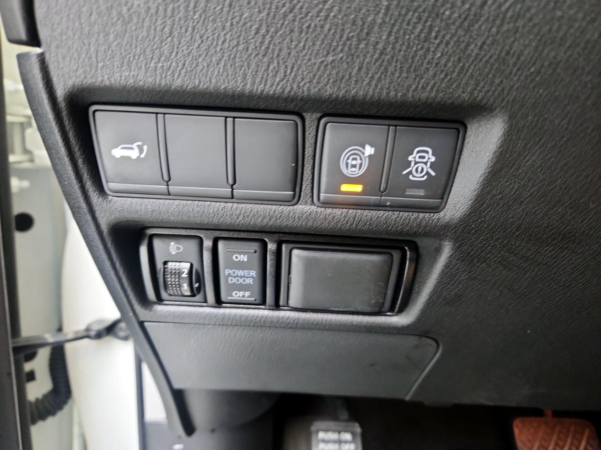 Thumbnail: 2019 Nissan Armada - 13