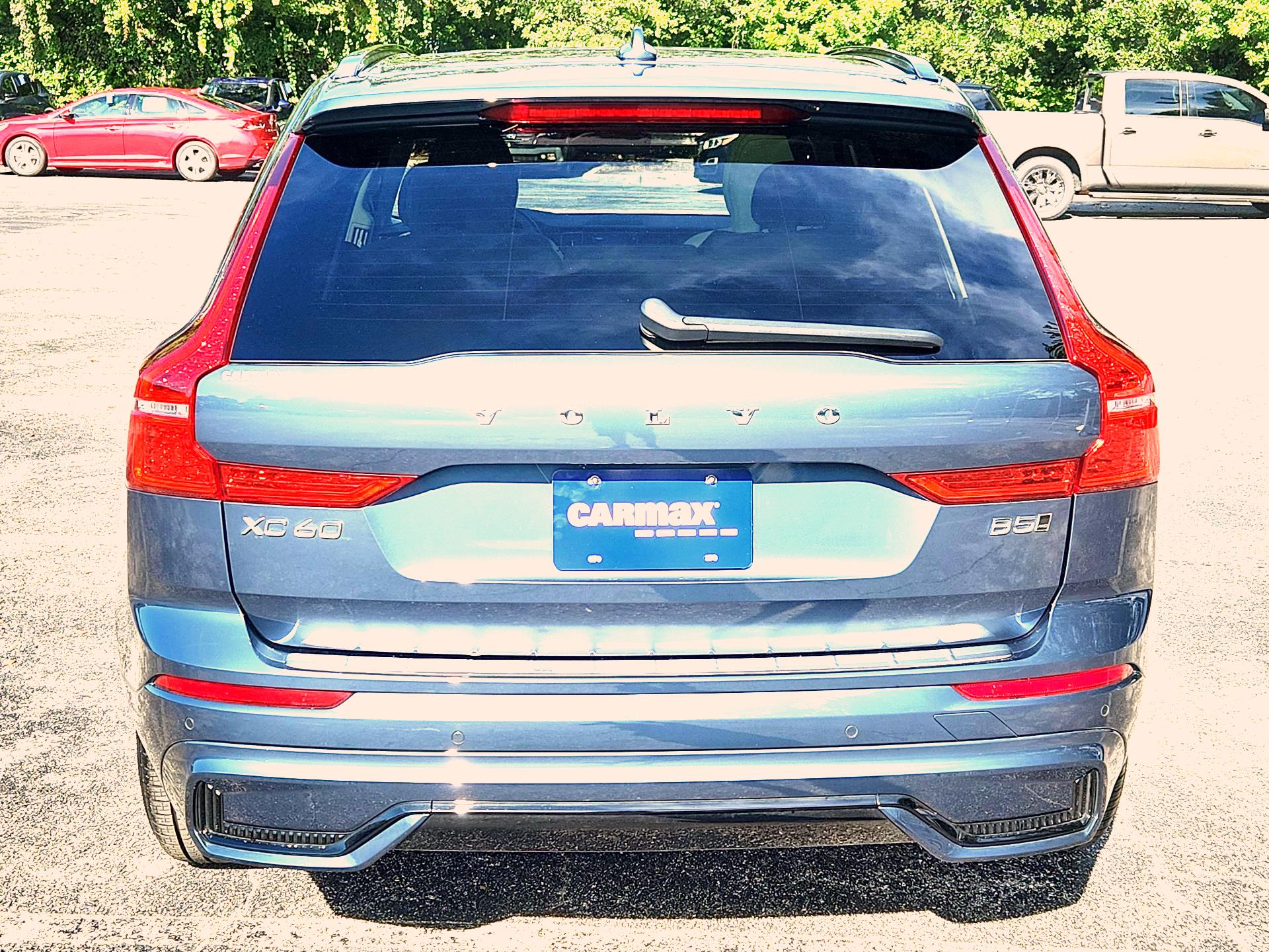 Thumbnail: 2025 Volvo XC60 - 6