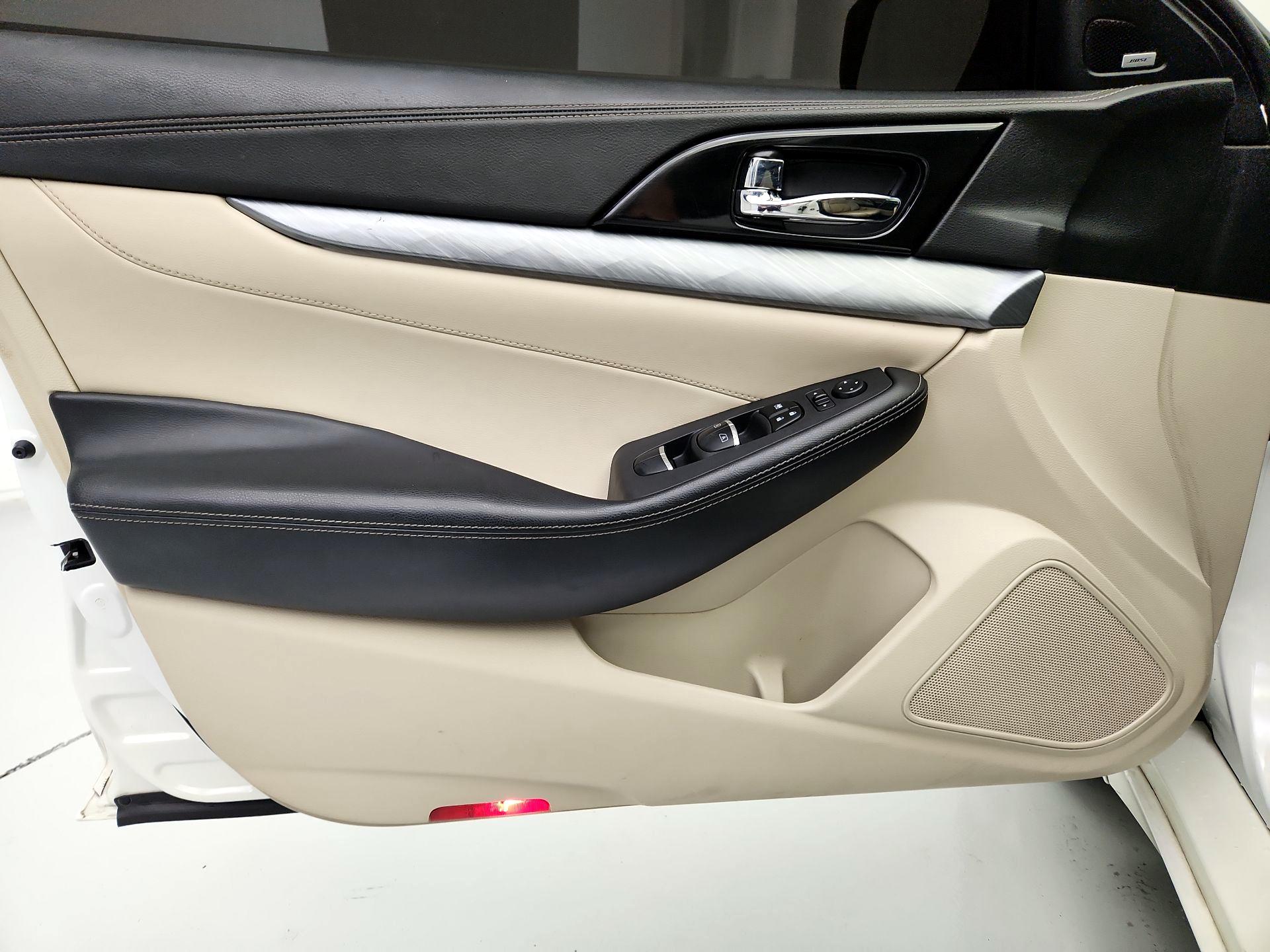 Thumbnail: 2017 Nissan Maxima - 12
