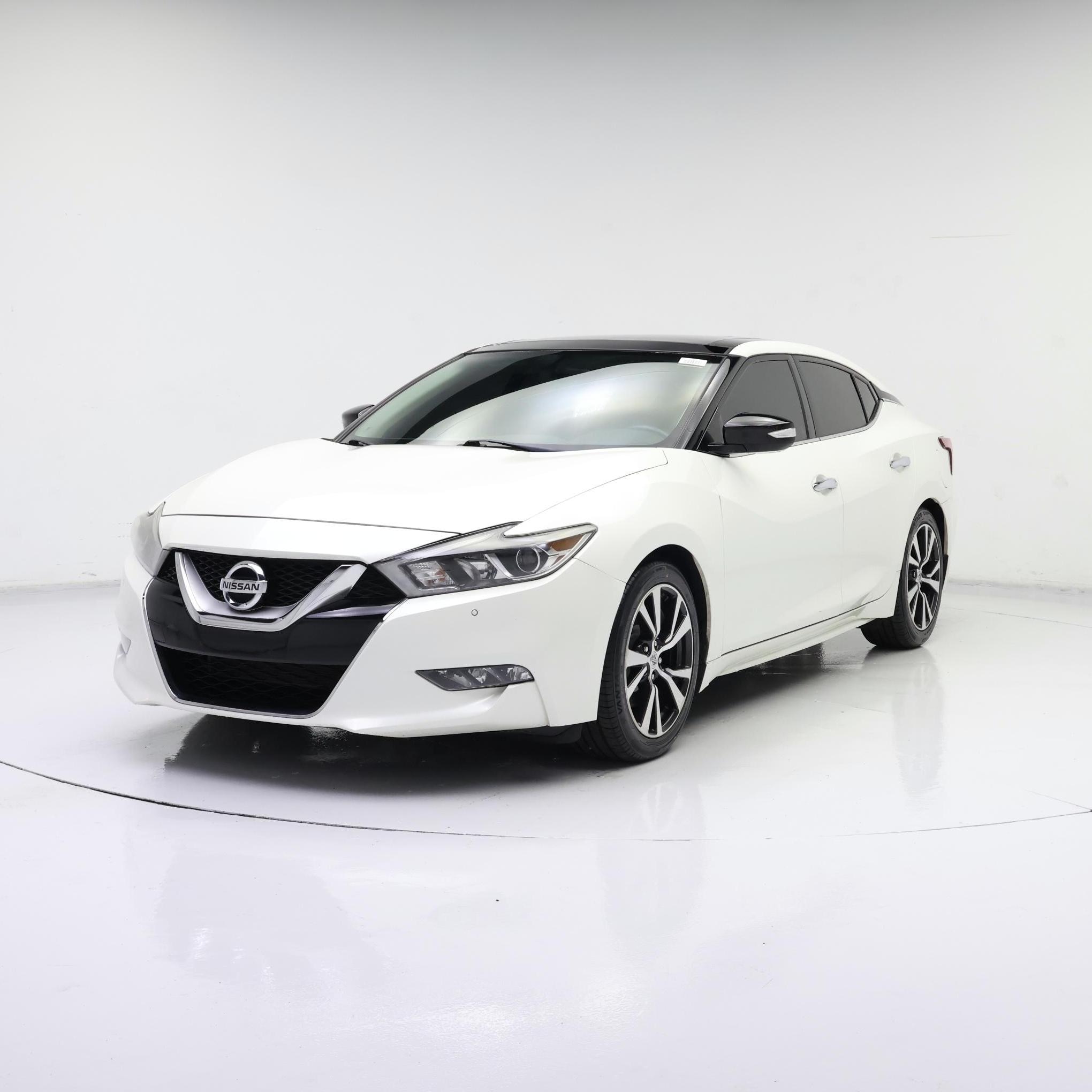 Thumbnail: 2017 Nissan Maxima - 4