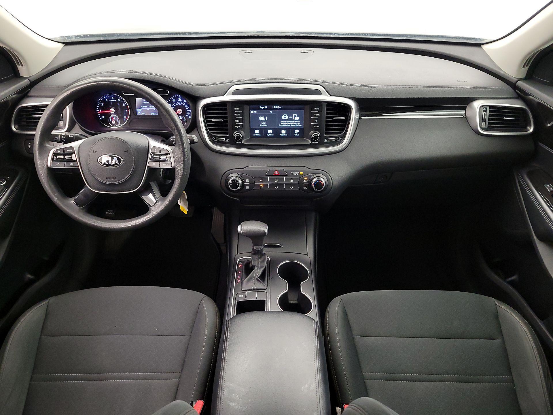 Thumbnail: 2020 Kia Sorento - 9