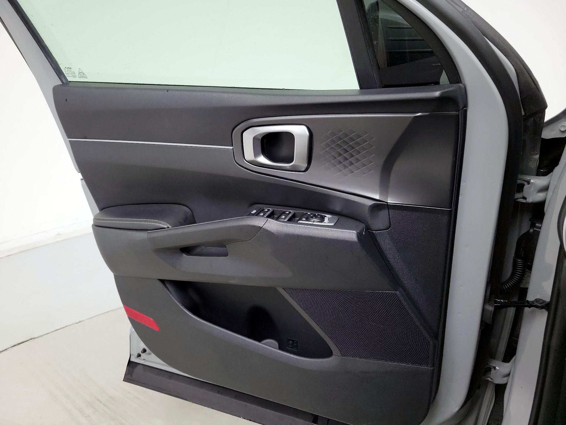 Thumbnail: 2024 Kia Sorento - 12