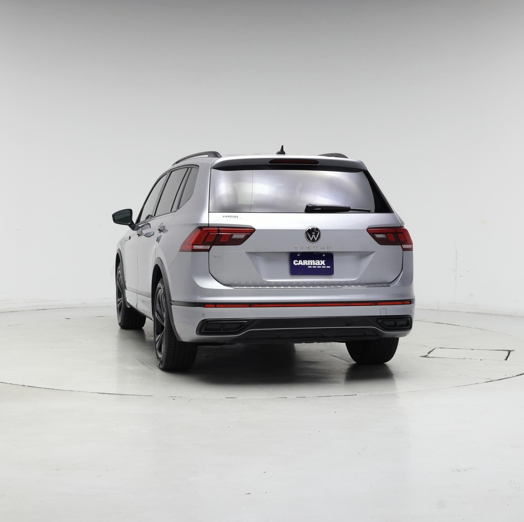 Thumbnail: 2023 Volkswagen Tiguan - 6