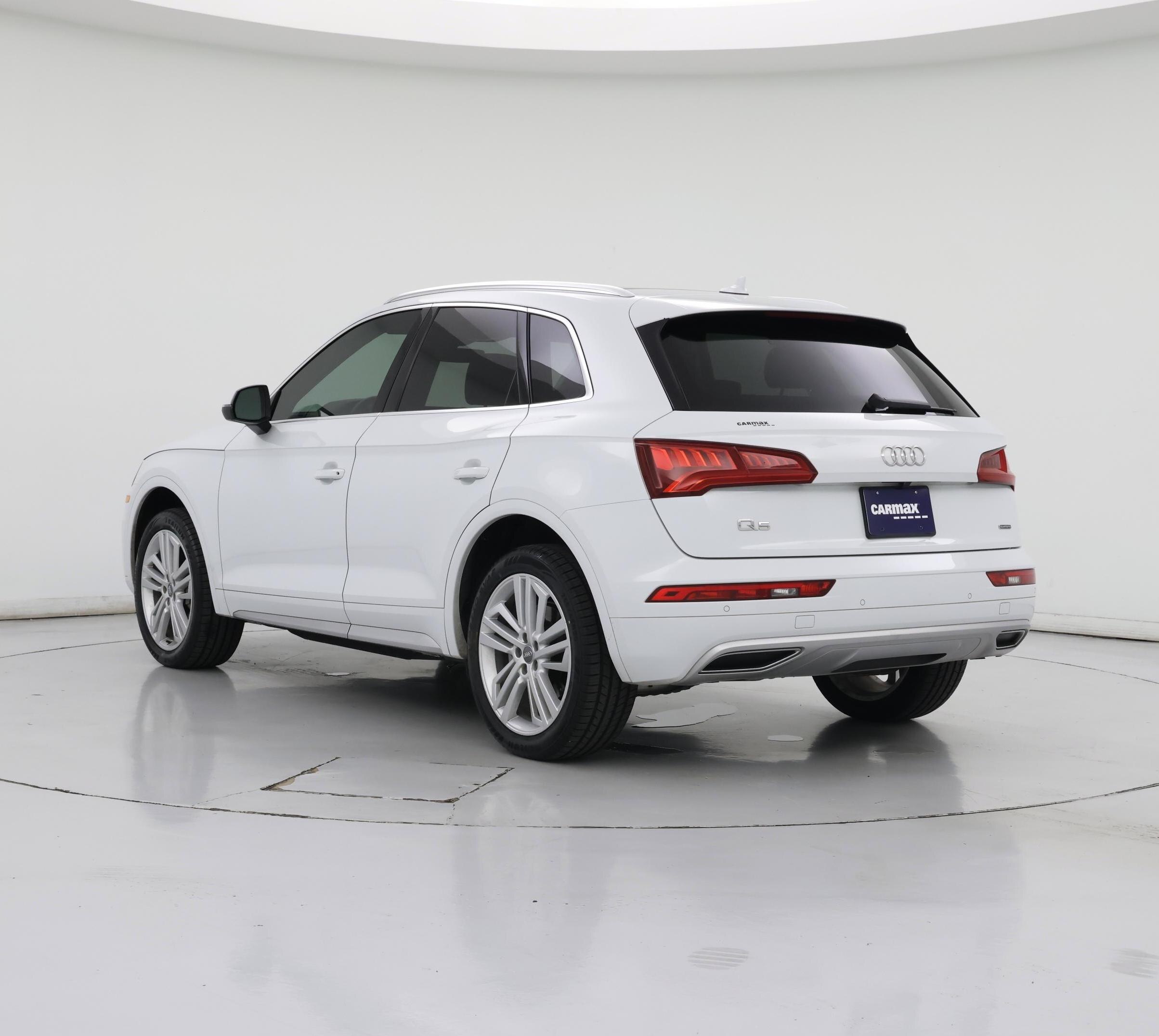 Thumbnail: 2020 Audi Q5 - 2