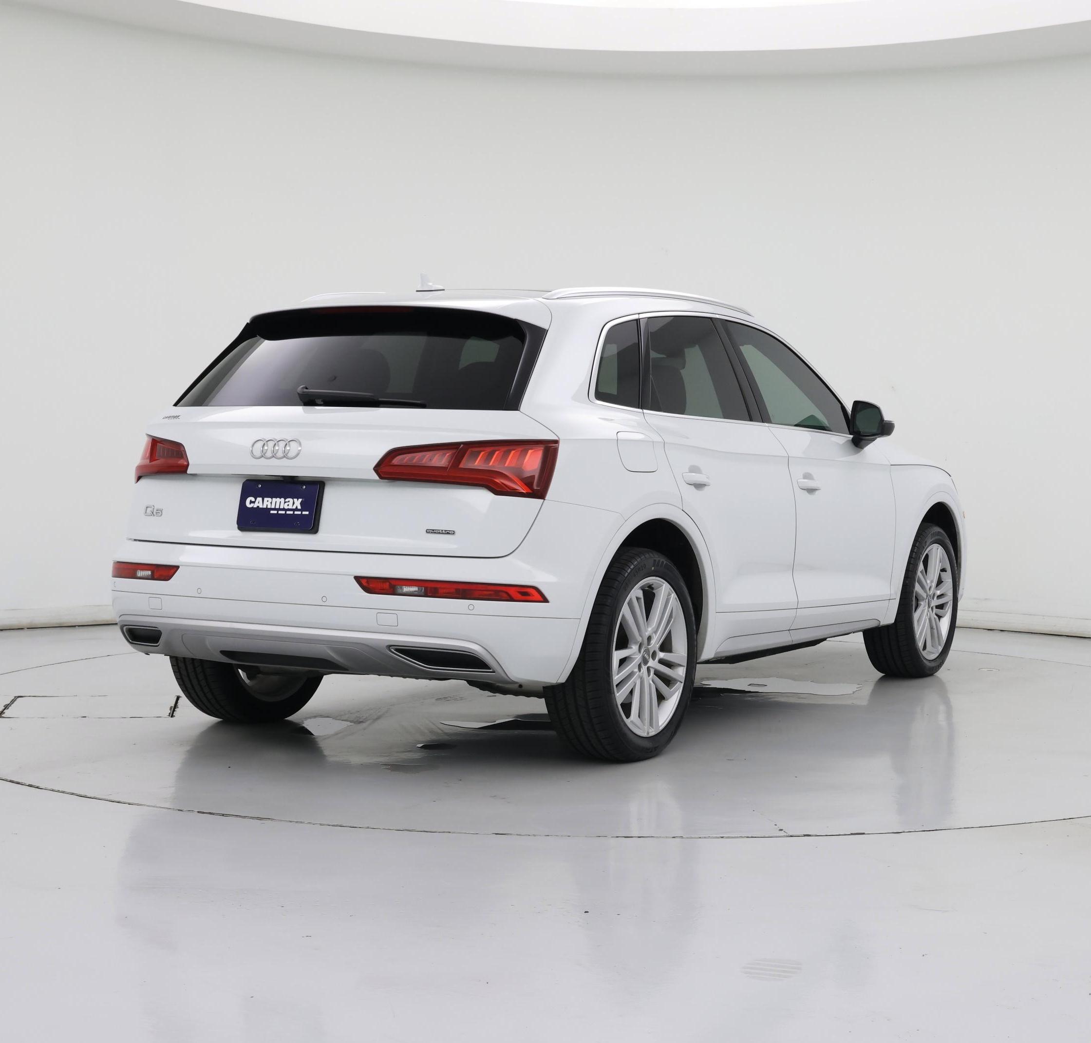 Thumbnail: 2020 Audi Q5 - 8