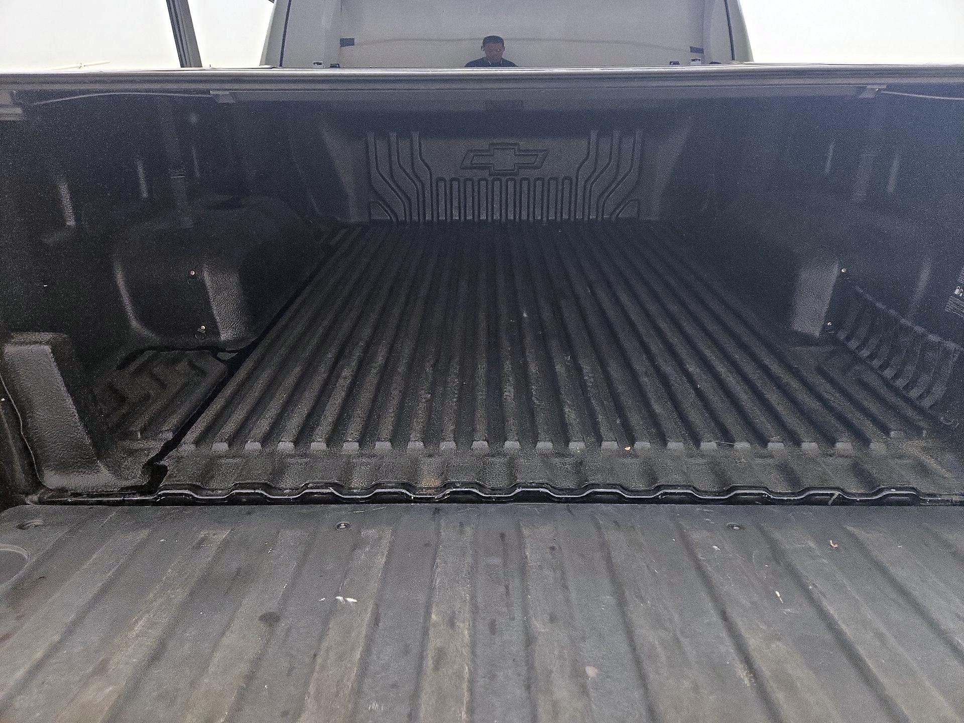 Thumbnail: 2020 Chevrolet Silverado 1500 - 20