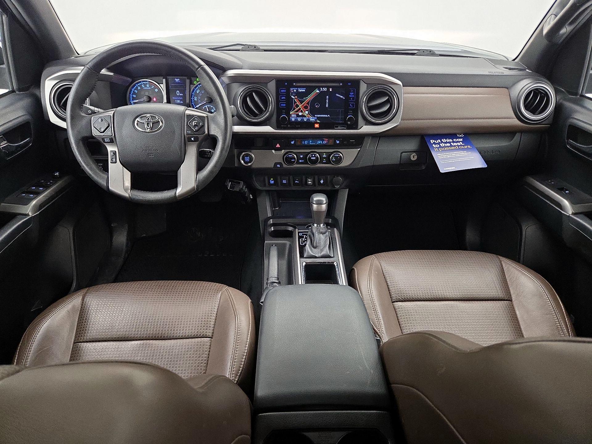 Thumbnail: 2016 Toyota Tacoma - 9