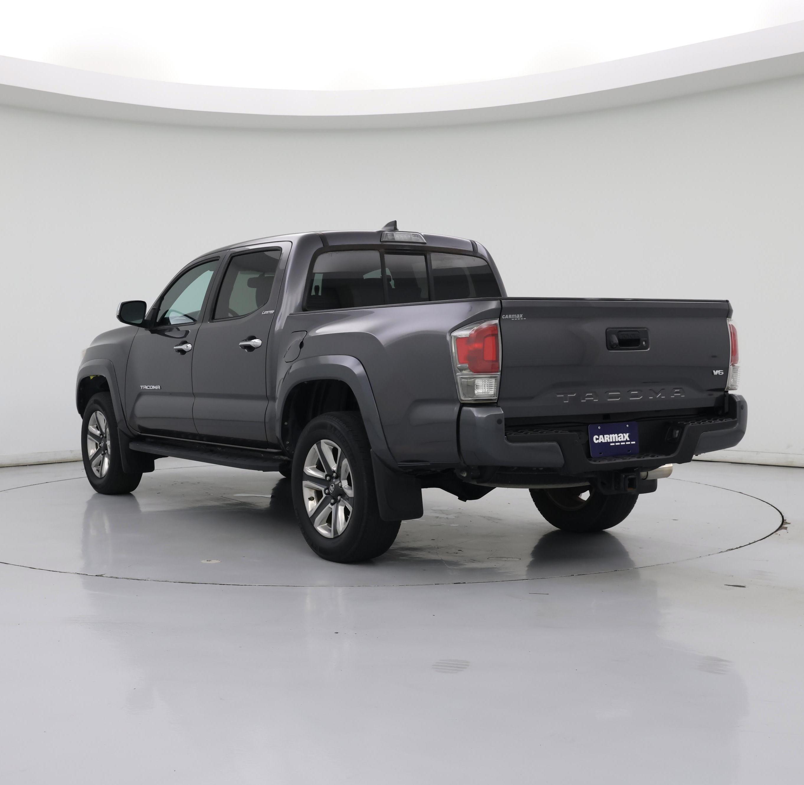 Thumbnail: 2016 Toyota Tacoma - 2