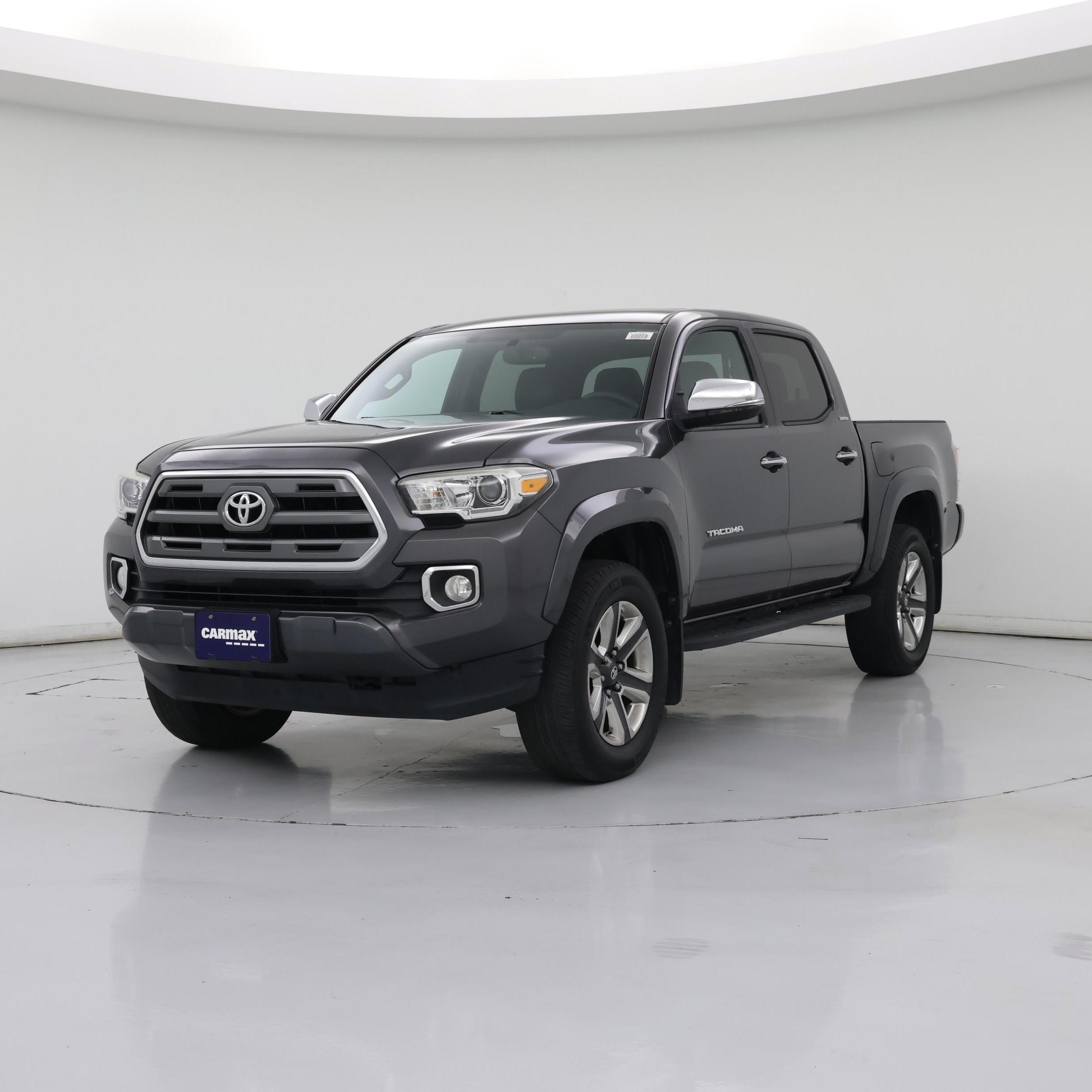 Thumbnail: 2016 Toyota Tacoma - 4