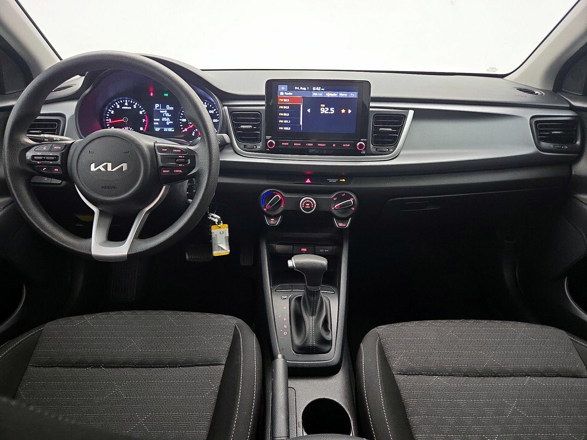 Thumbnail: 2023 Kia Rio - 9