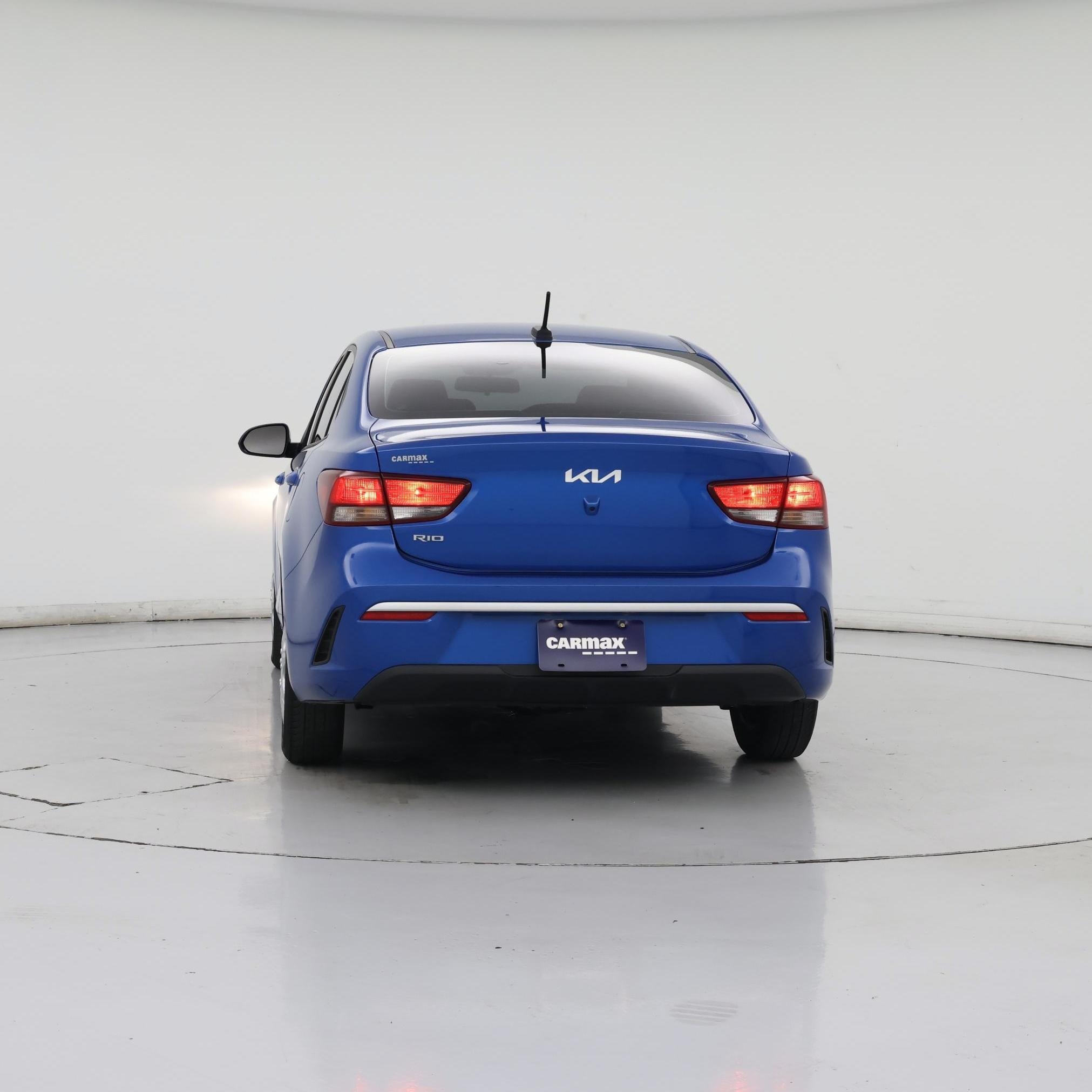 Thumbnail: 2023 Kia Rio - 6