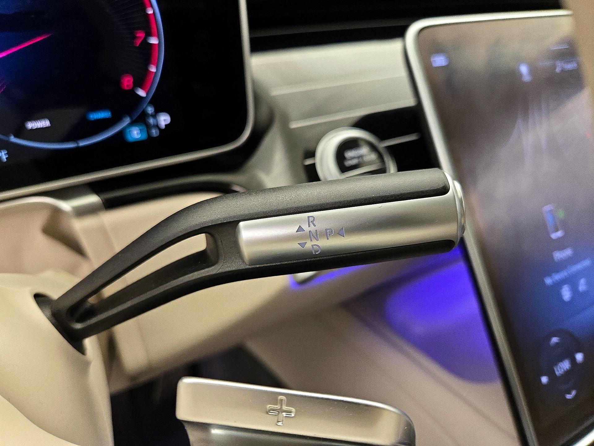 Thumbnail: 2023 Mercedes-Benz S-Class - 18