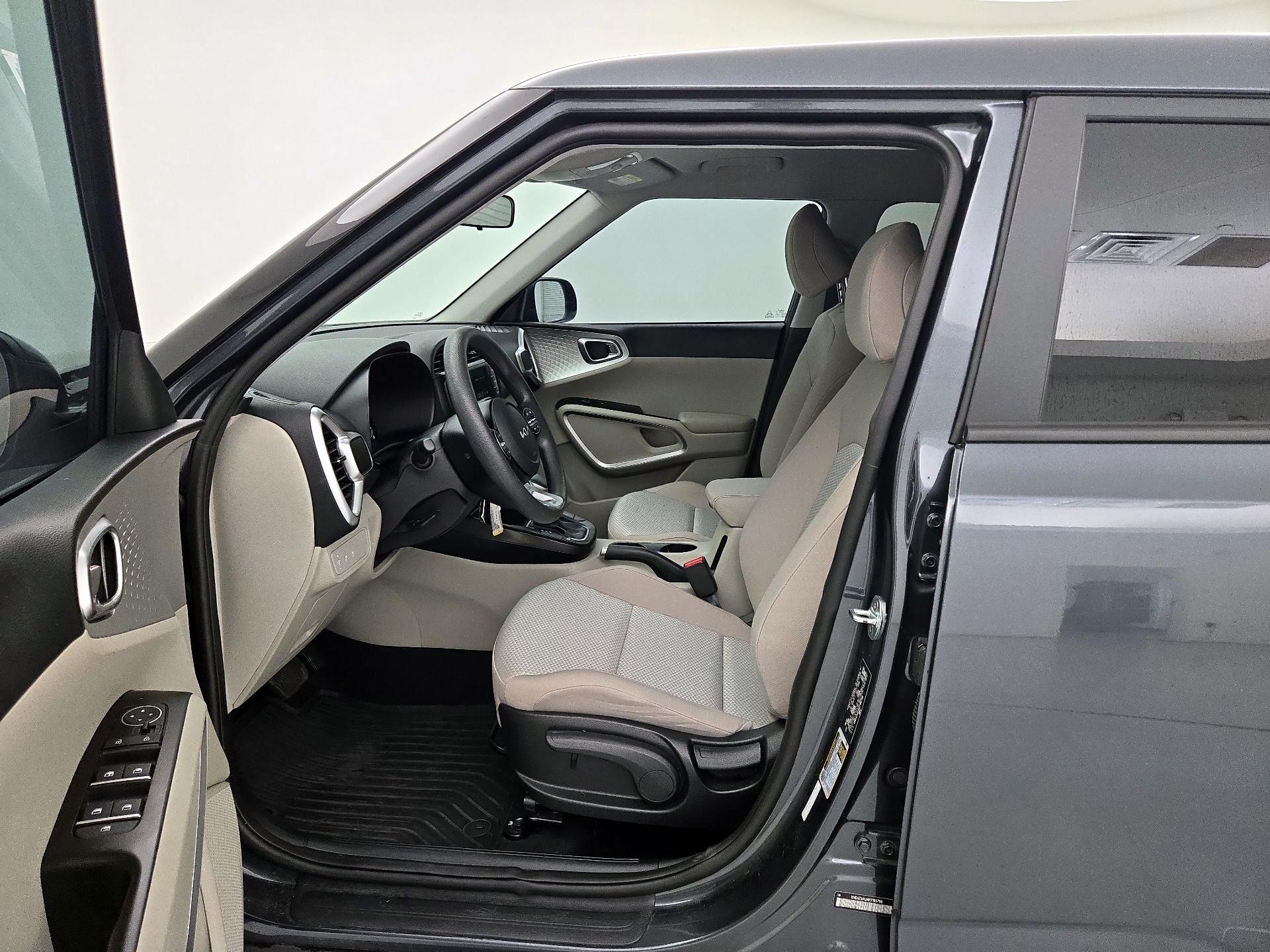 Thumbnail: 2023 Kia Soul - 11