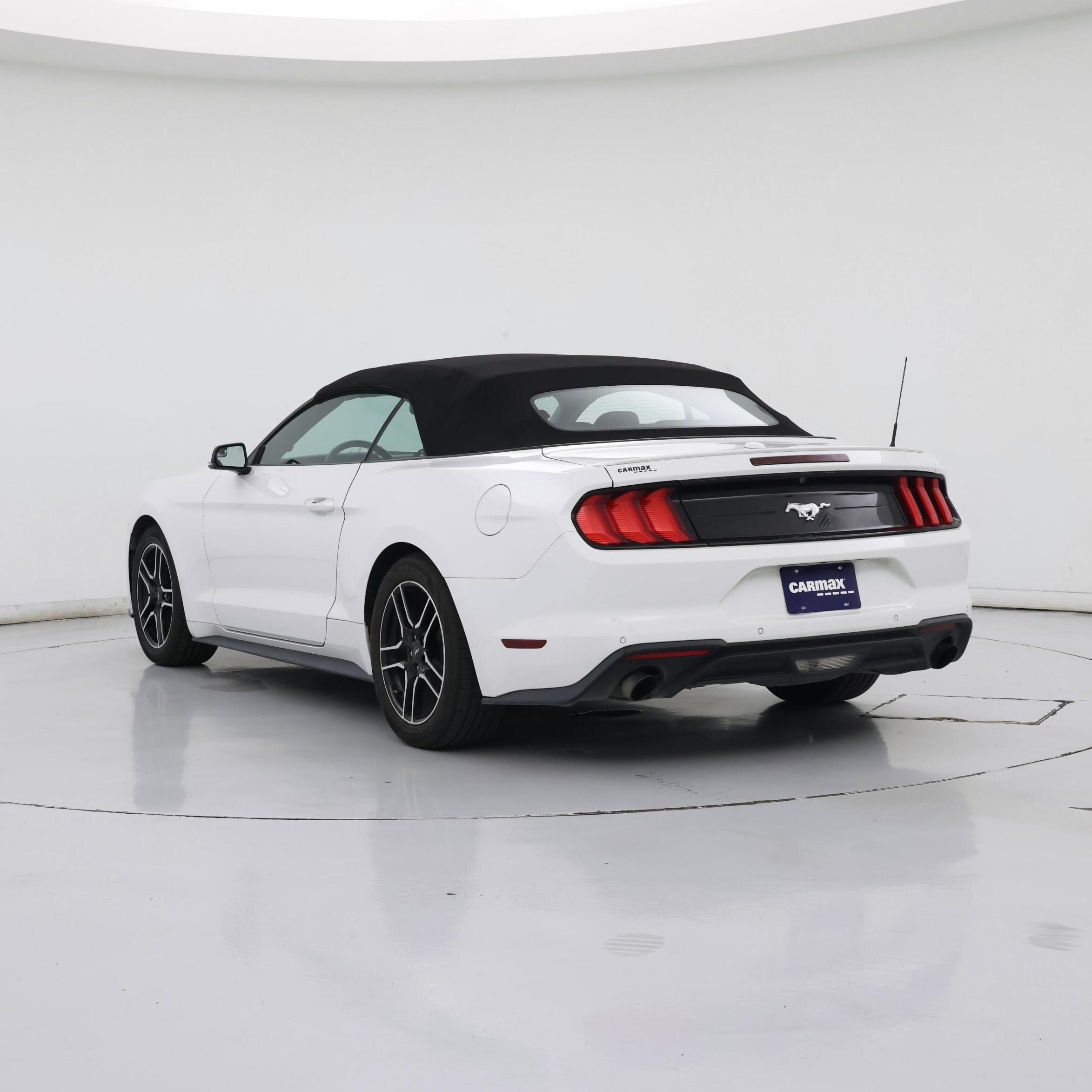 Thumbnail: 2018 Ford Mustang - 2