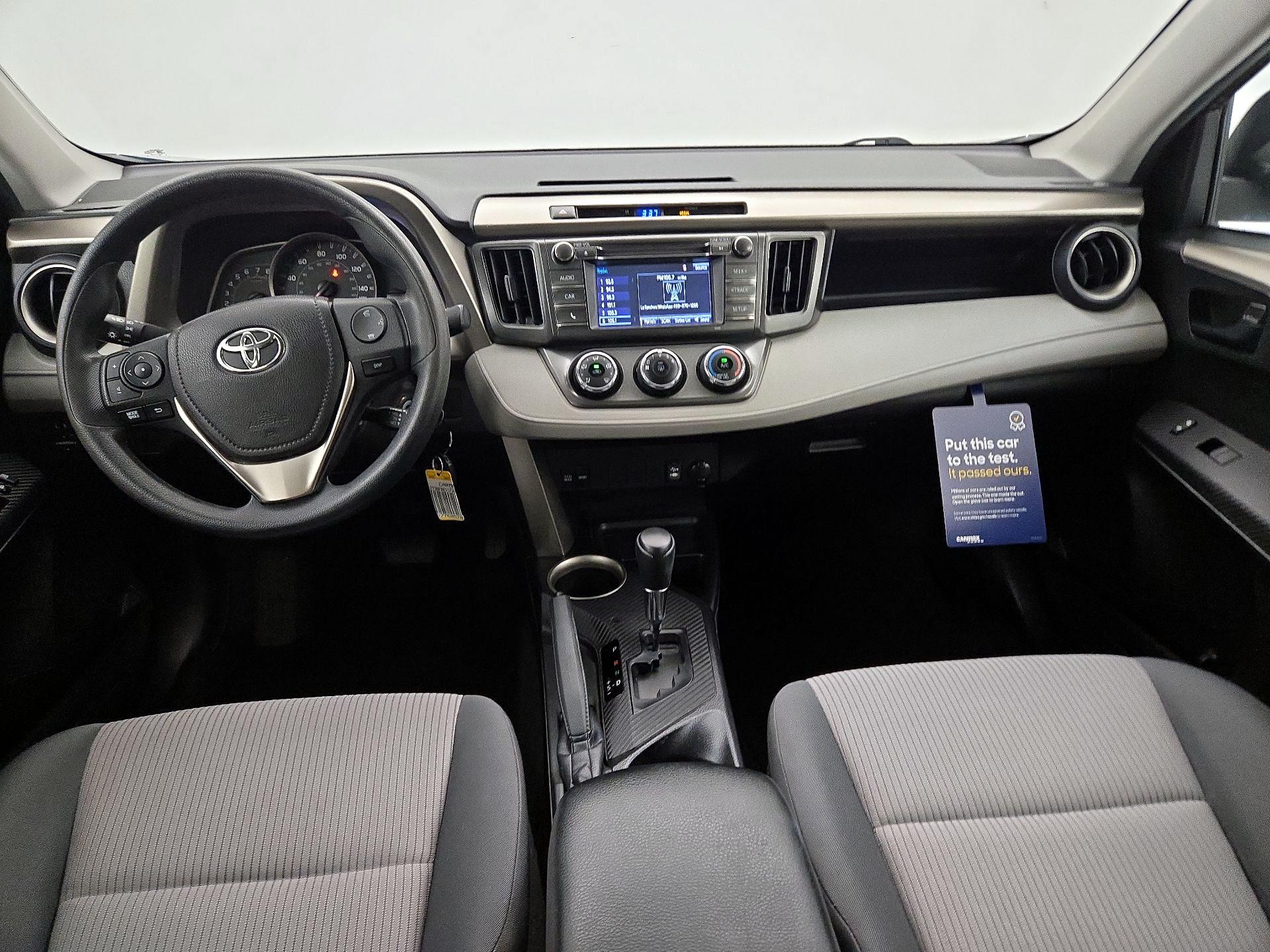 Thumbnail: 2015 Toyota RAV4 - 9