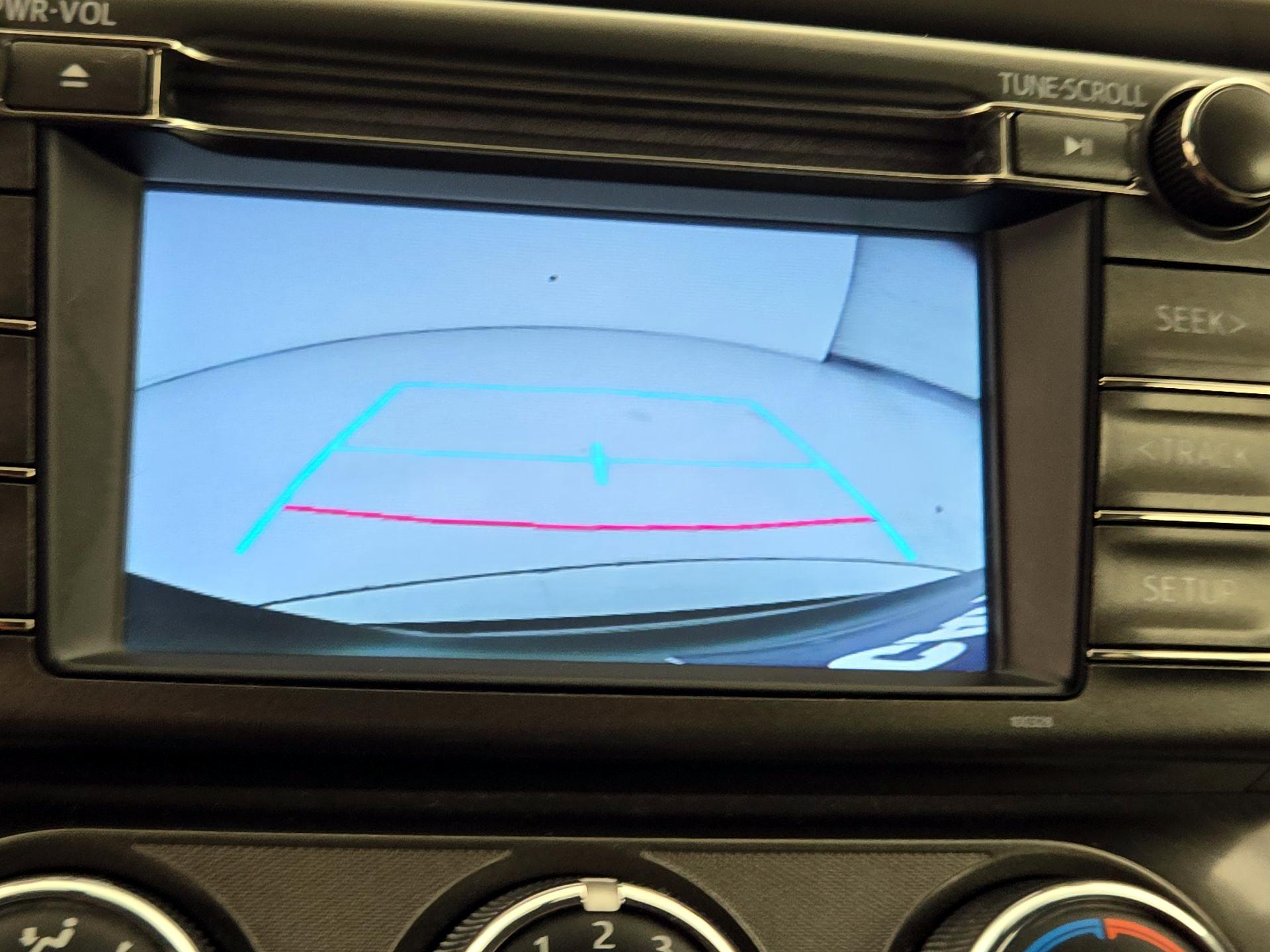 Thumbnail: 2015 Toyota RAV4 - 14
