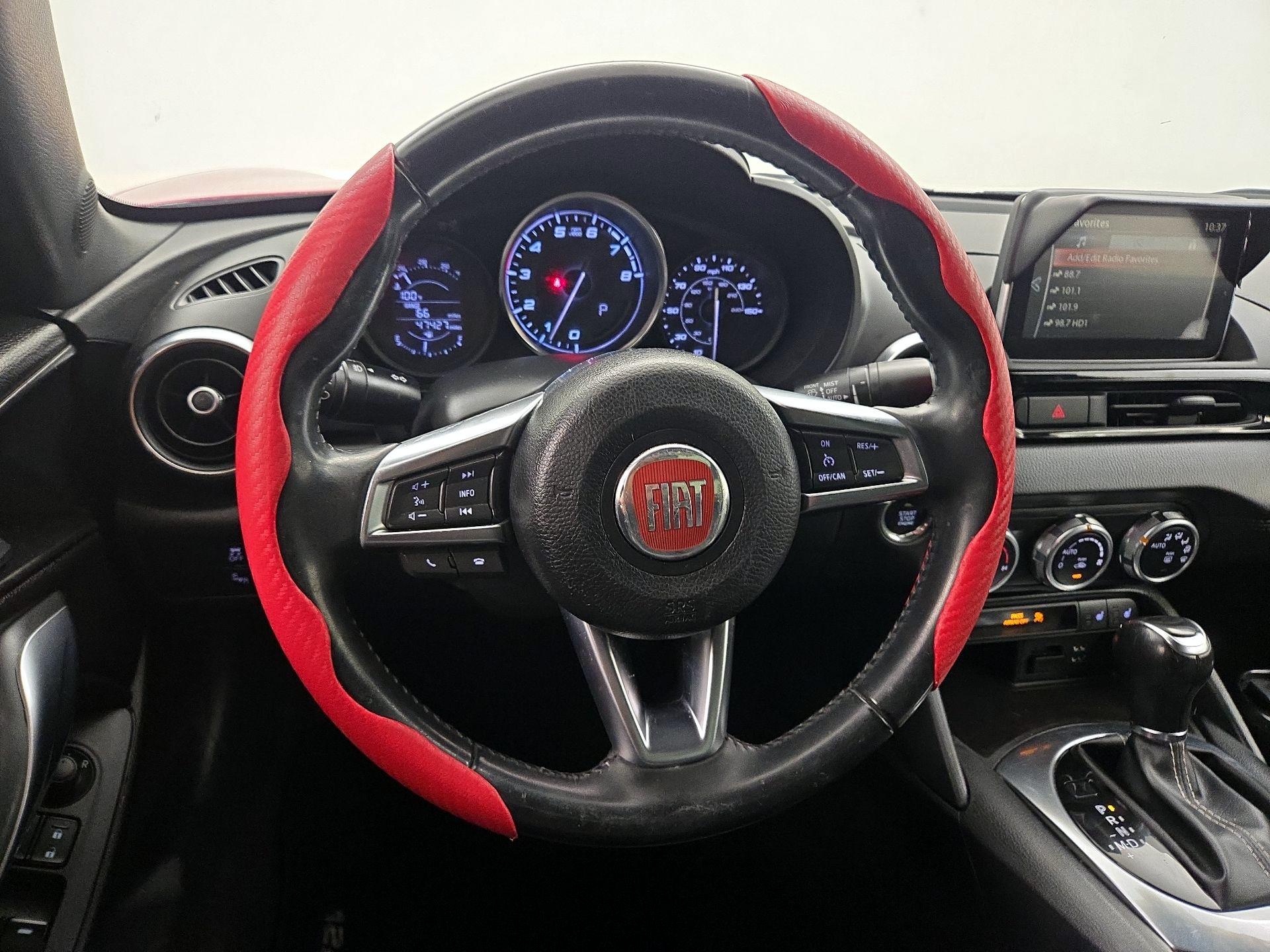 Thumbnail: 2017 Fiat 124 Spider - 10