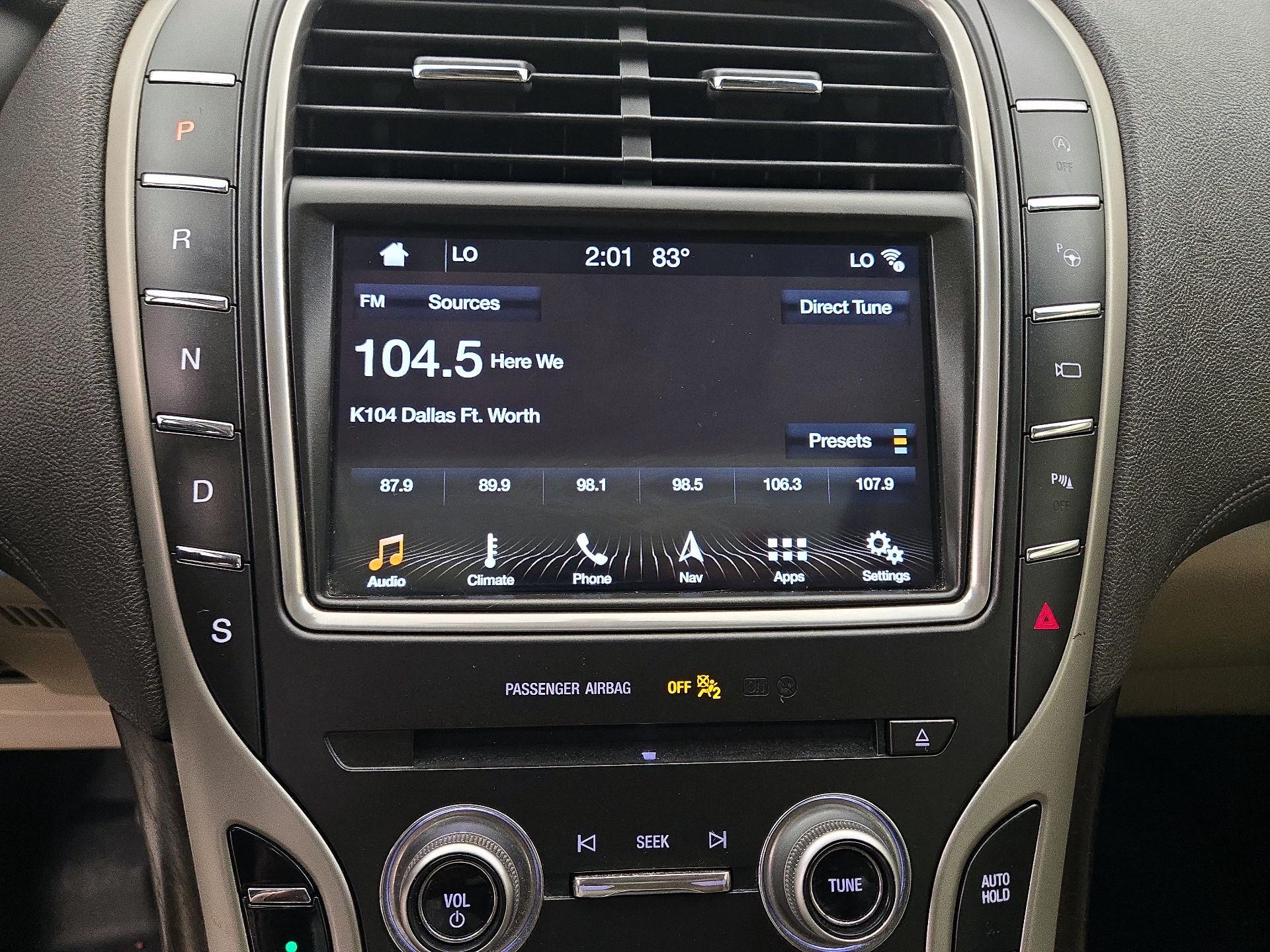 Thumbnail: 2019 Lincoln Nautilus - 16