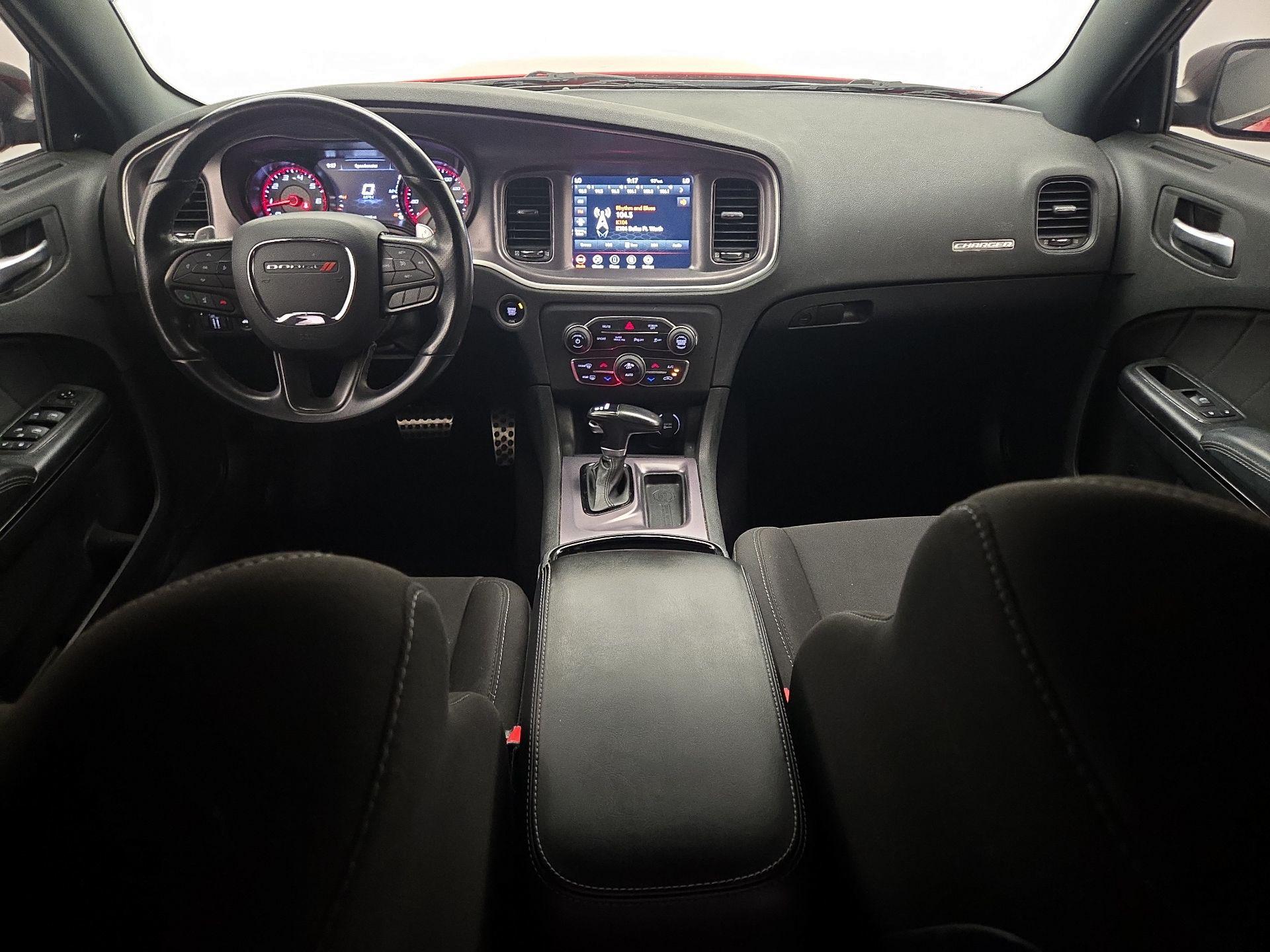 Thumbnail: 2020 Dodge Charger - 9