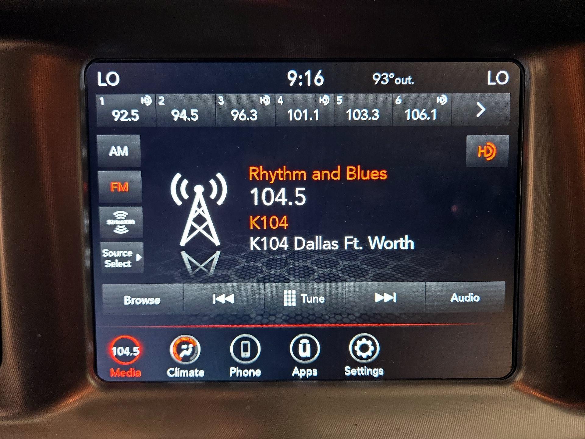 Thumbnail: 2020 Dodge Charger - 15