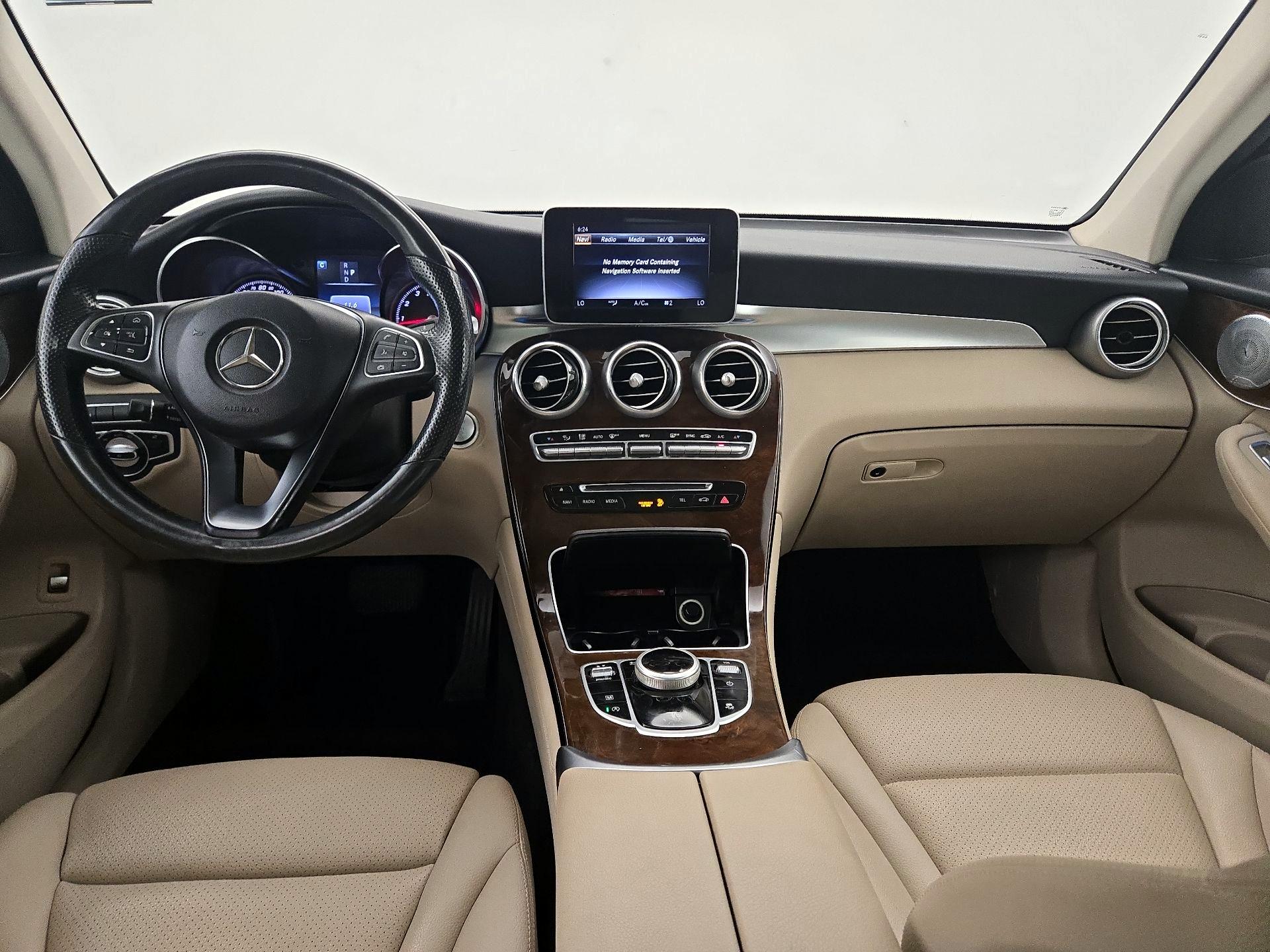 Thumbnail: 2018 Mercedes-Benz GLC - 9