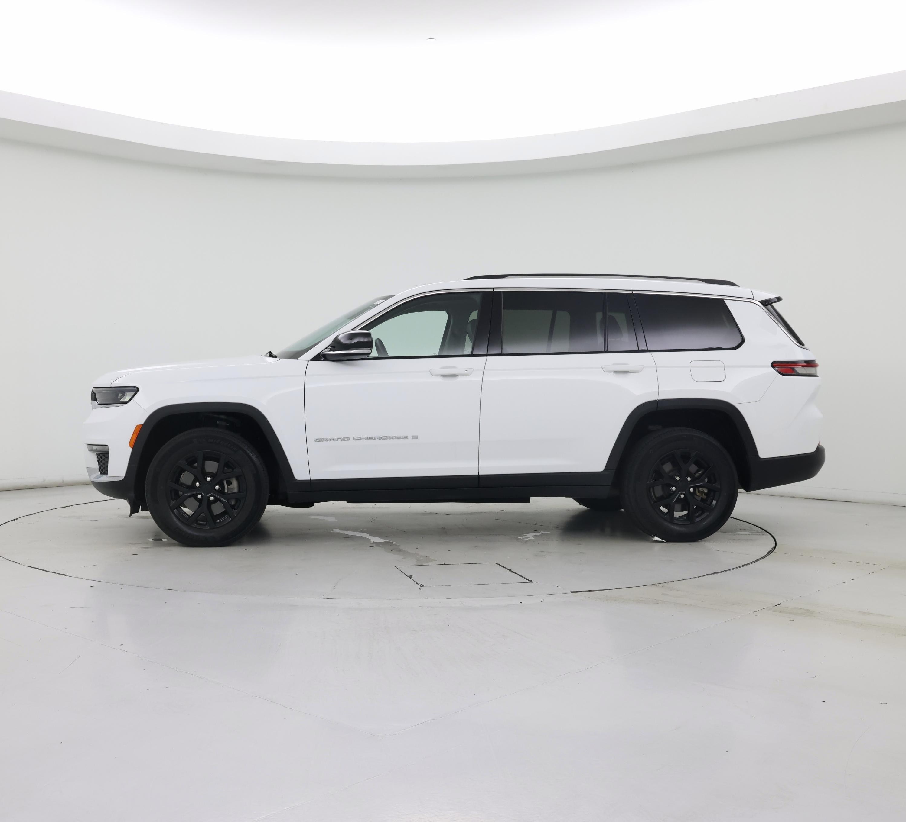 Thumbnail: 2021 Jeep Grand Cherokee L - 3