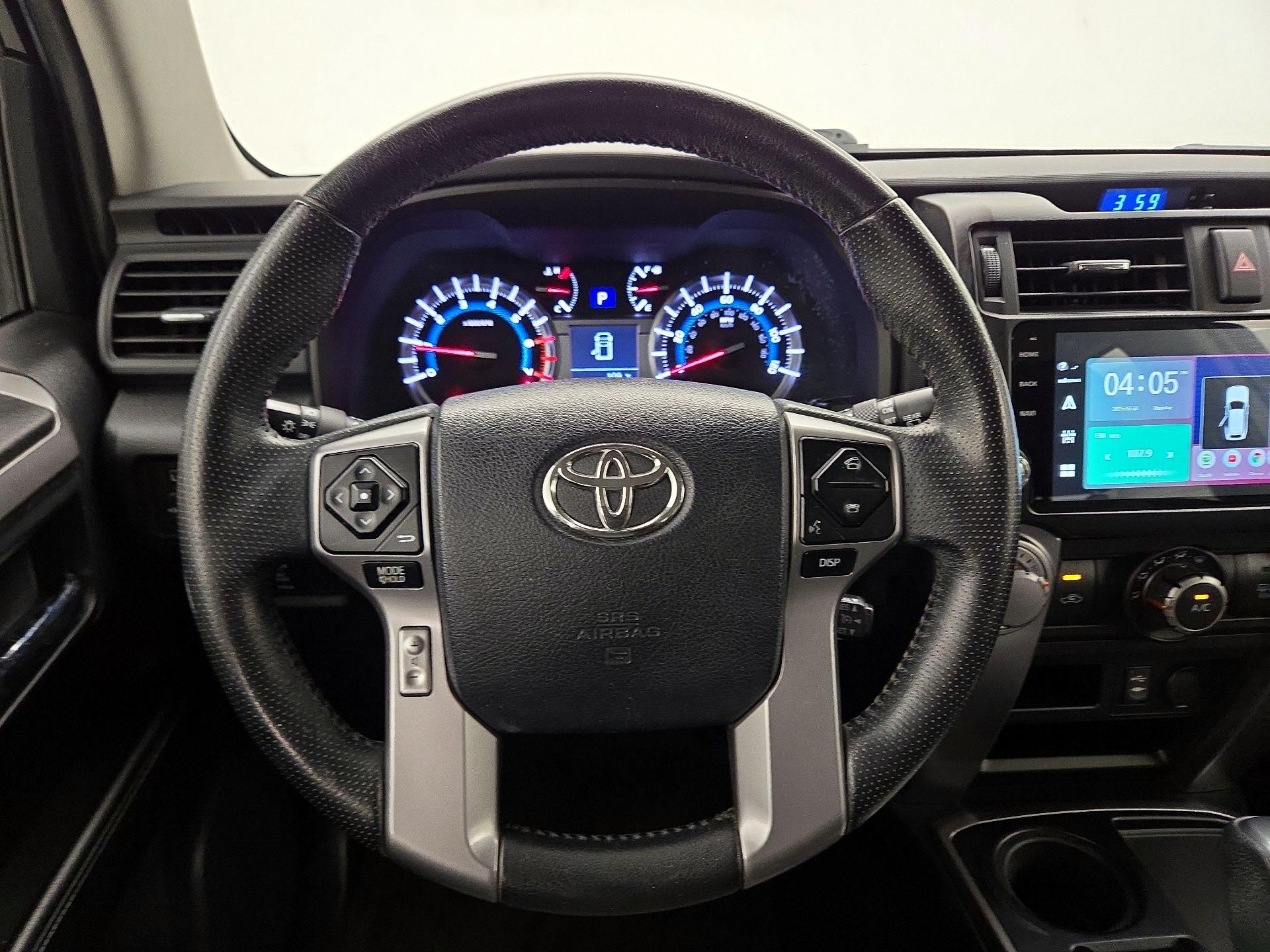 Thumbnail: 2014 Toyota 4Runner - 10