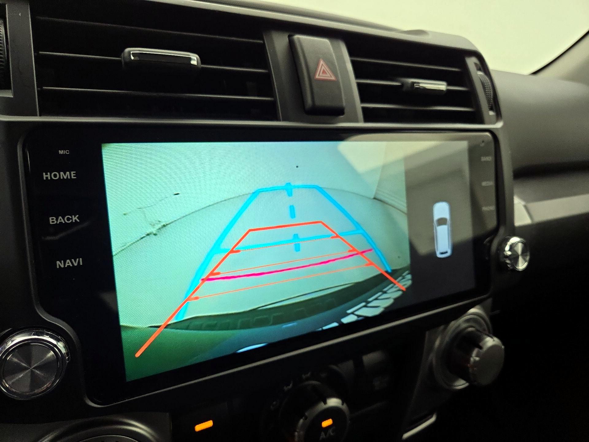 Thumbnail: 2014 Toyota 4Runner - 14