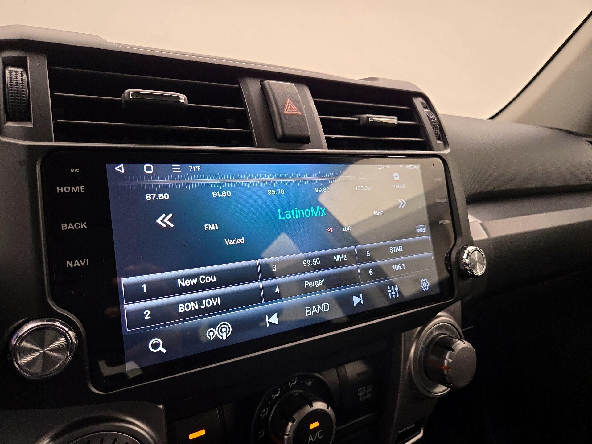 Thumbnail: 2014 Toyota 4Runner - 15