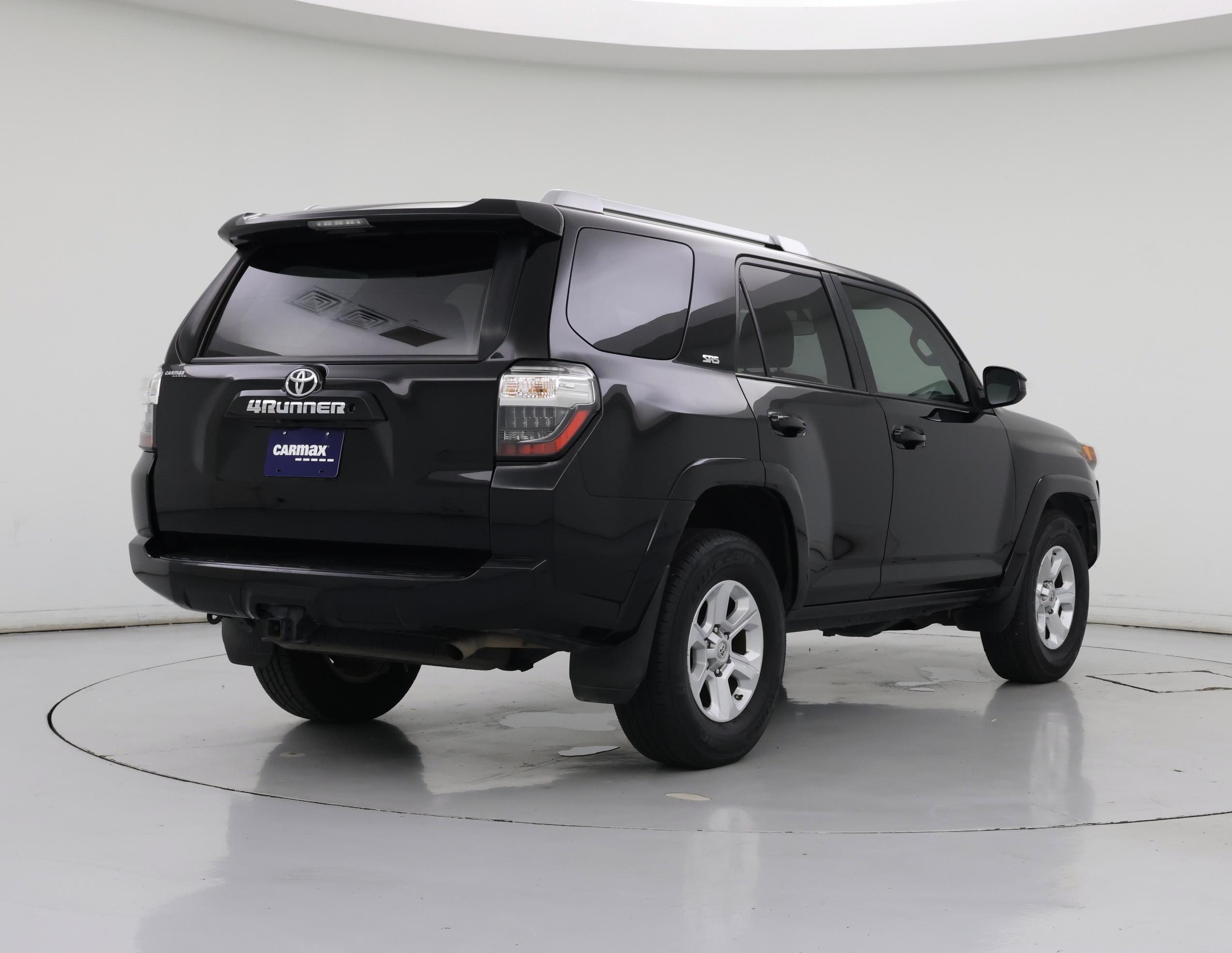Thumbnail: 2014 Toyota 4Runner - 8