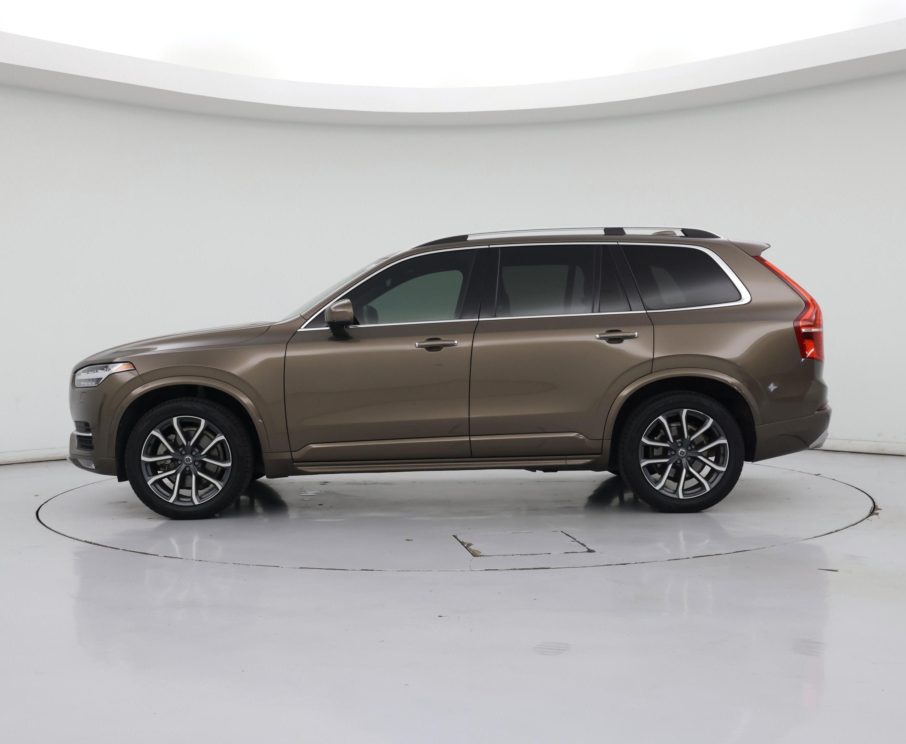 Thumbnail: 2016 Volvo XC90 - 3
