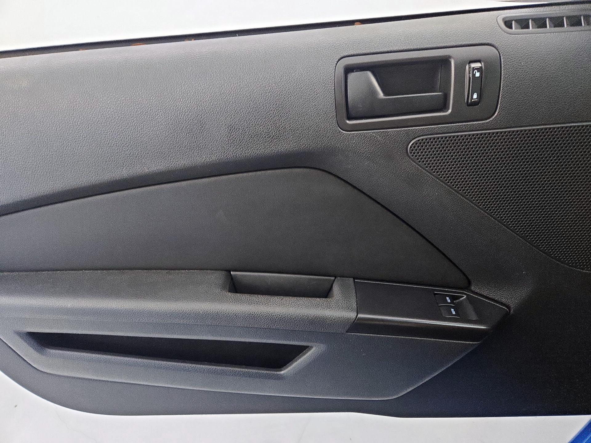 Thumbnail: 2014 Ford Mustang - 12