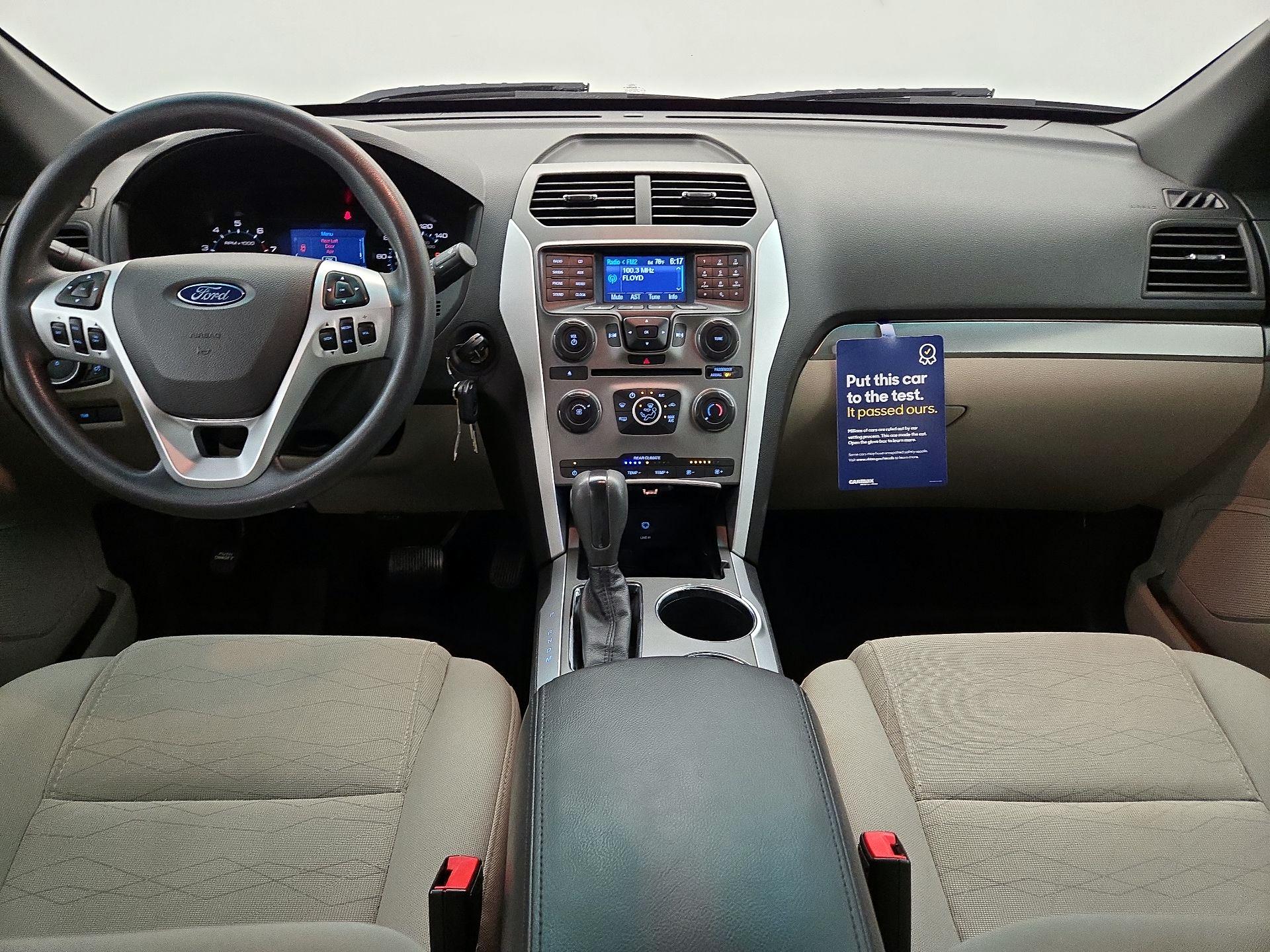Thumbnail: 2013 Ford Explorer - 9