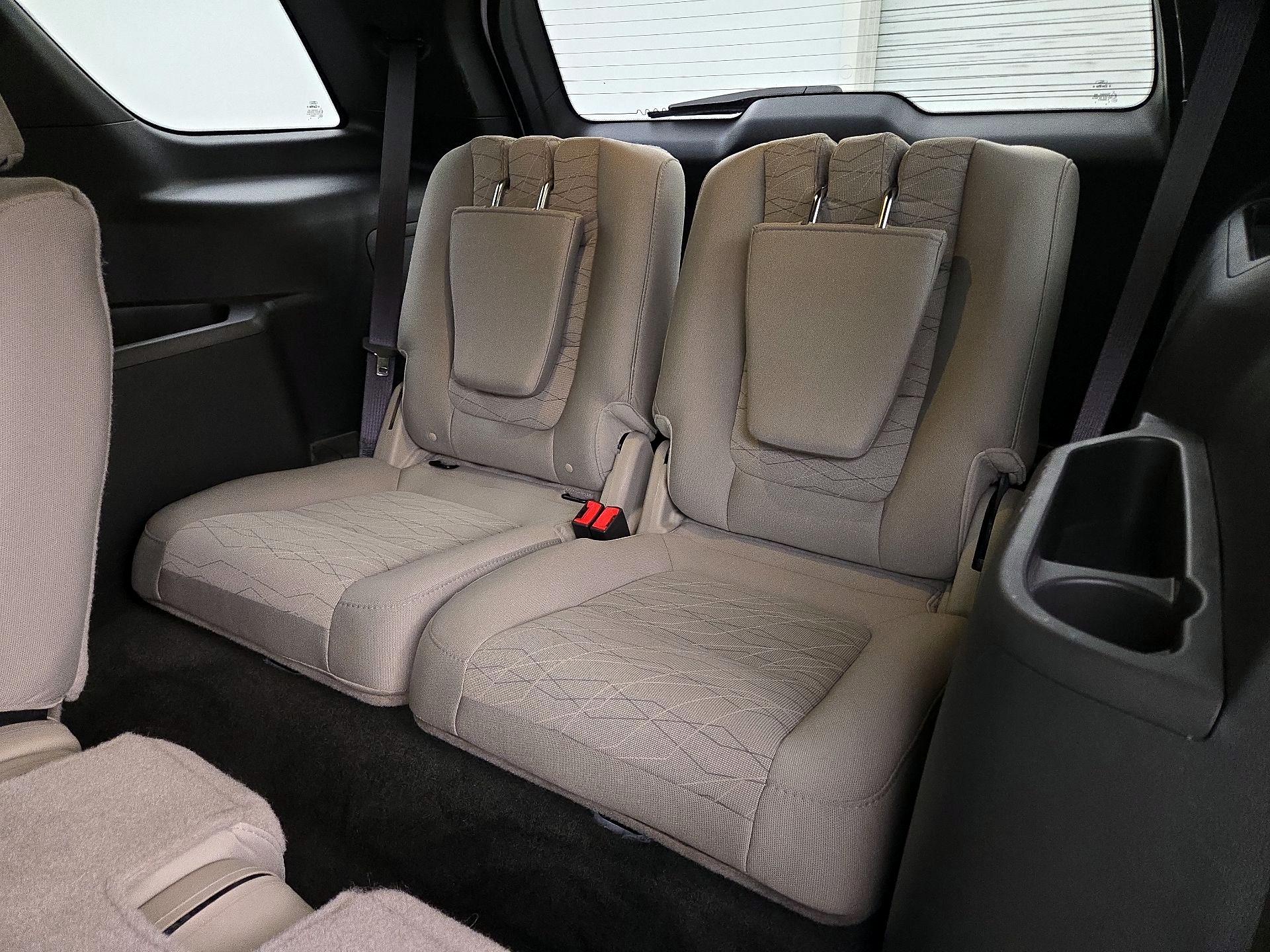 Thumbnail: 2013 Ford Explorer - 19