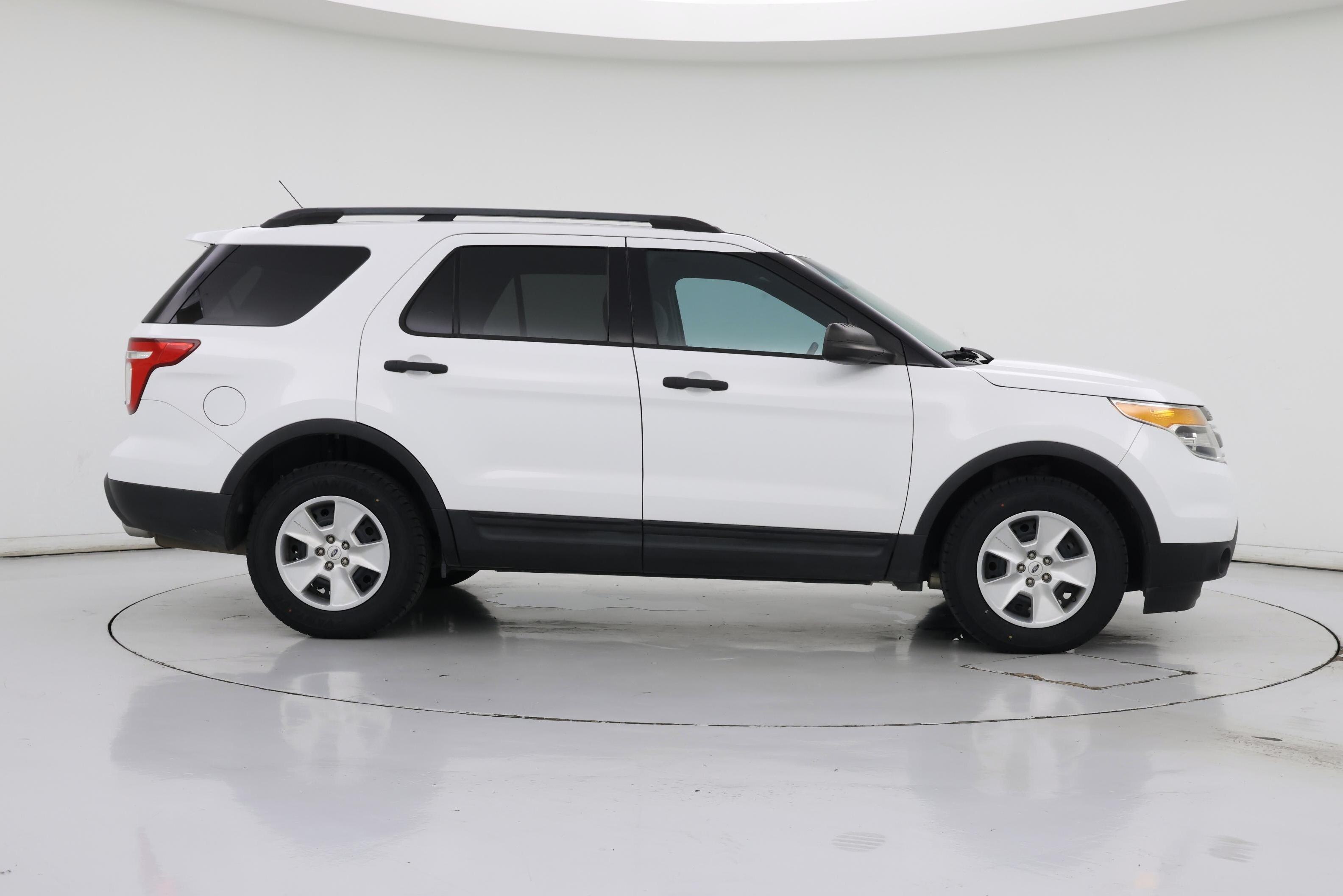Thumbnail: 2013 Ford Explorer - 7