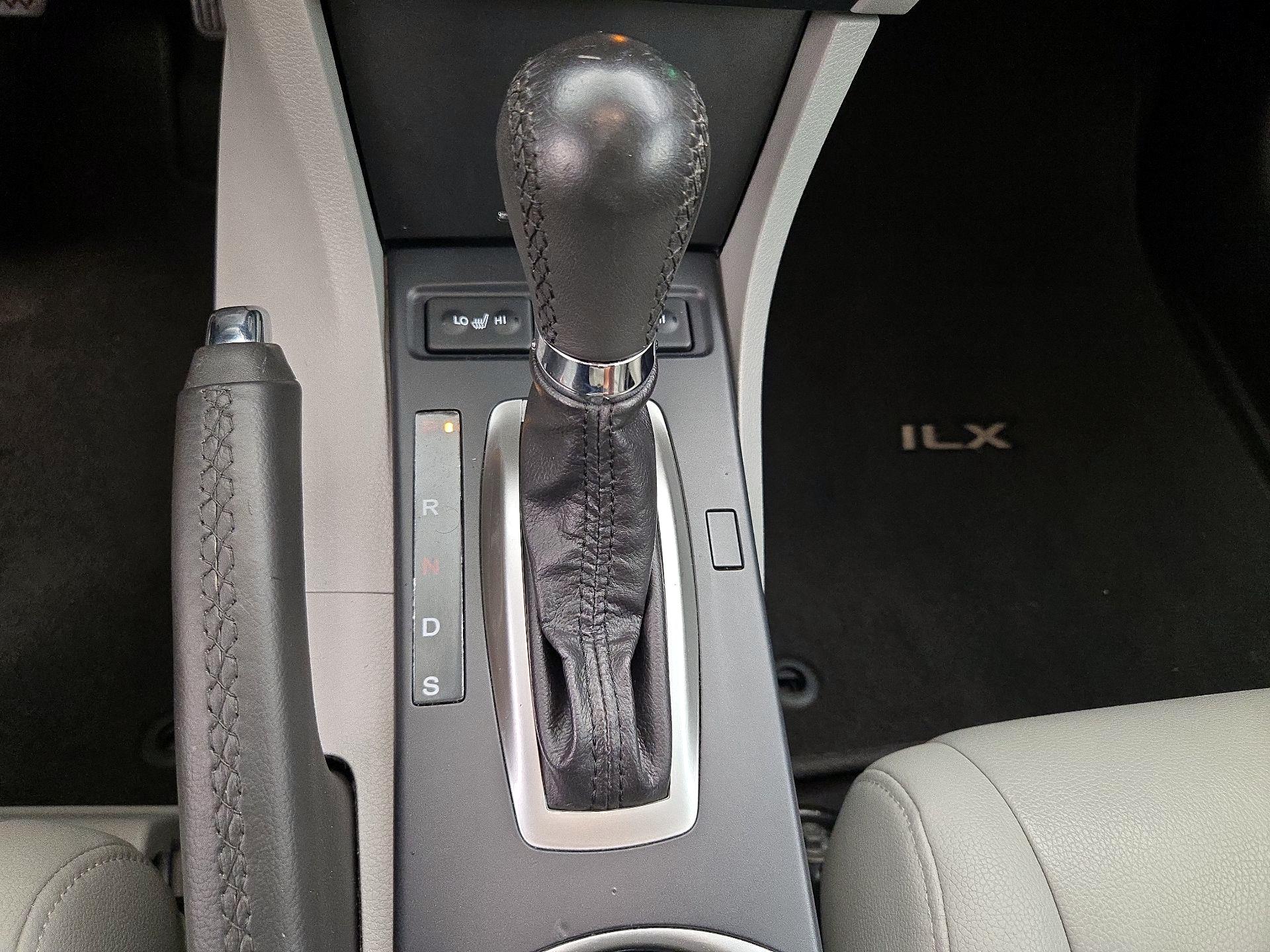 Thumbnail: 2016 Acura ILX - 17