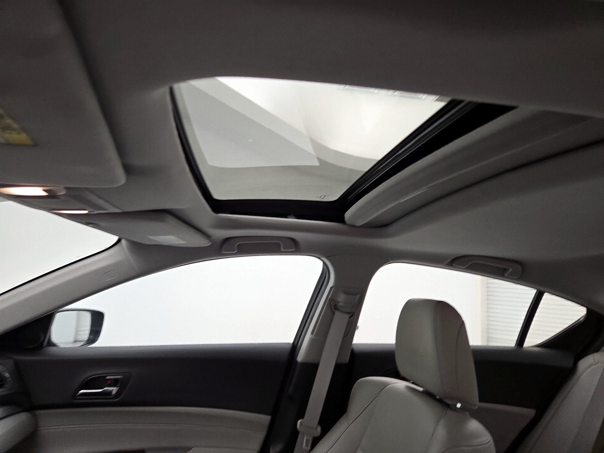 Thumbnail: 2016 Acura ILX - 19