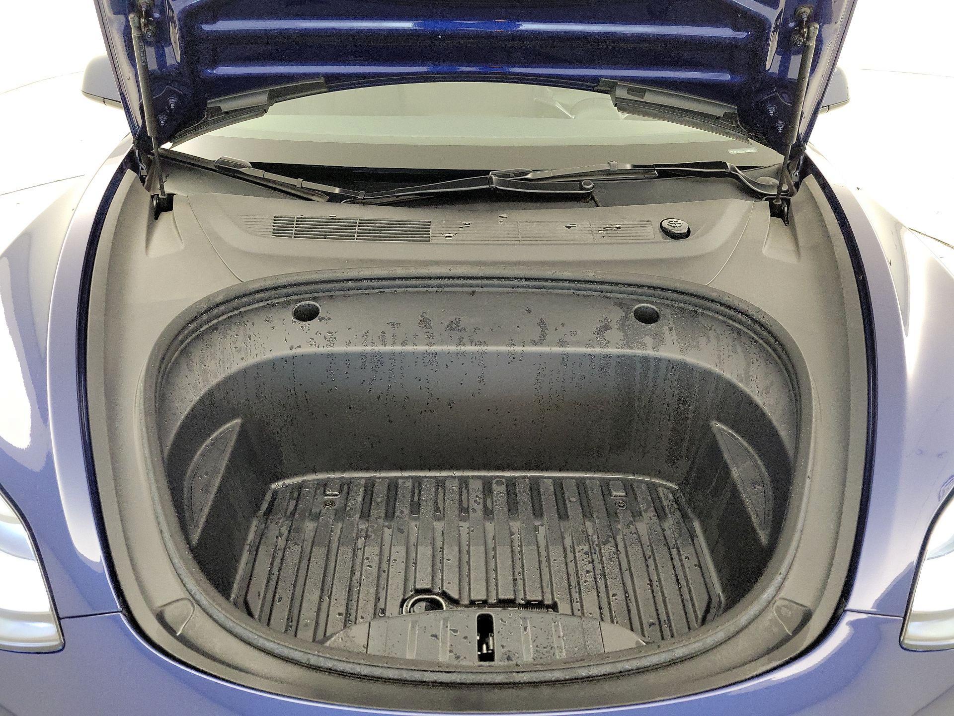 Thumbnail: 2023 Tesla Model 3 - 20
