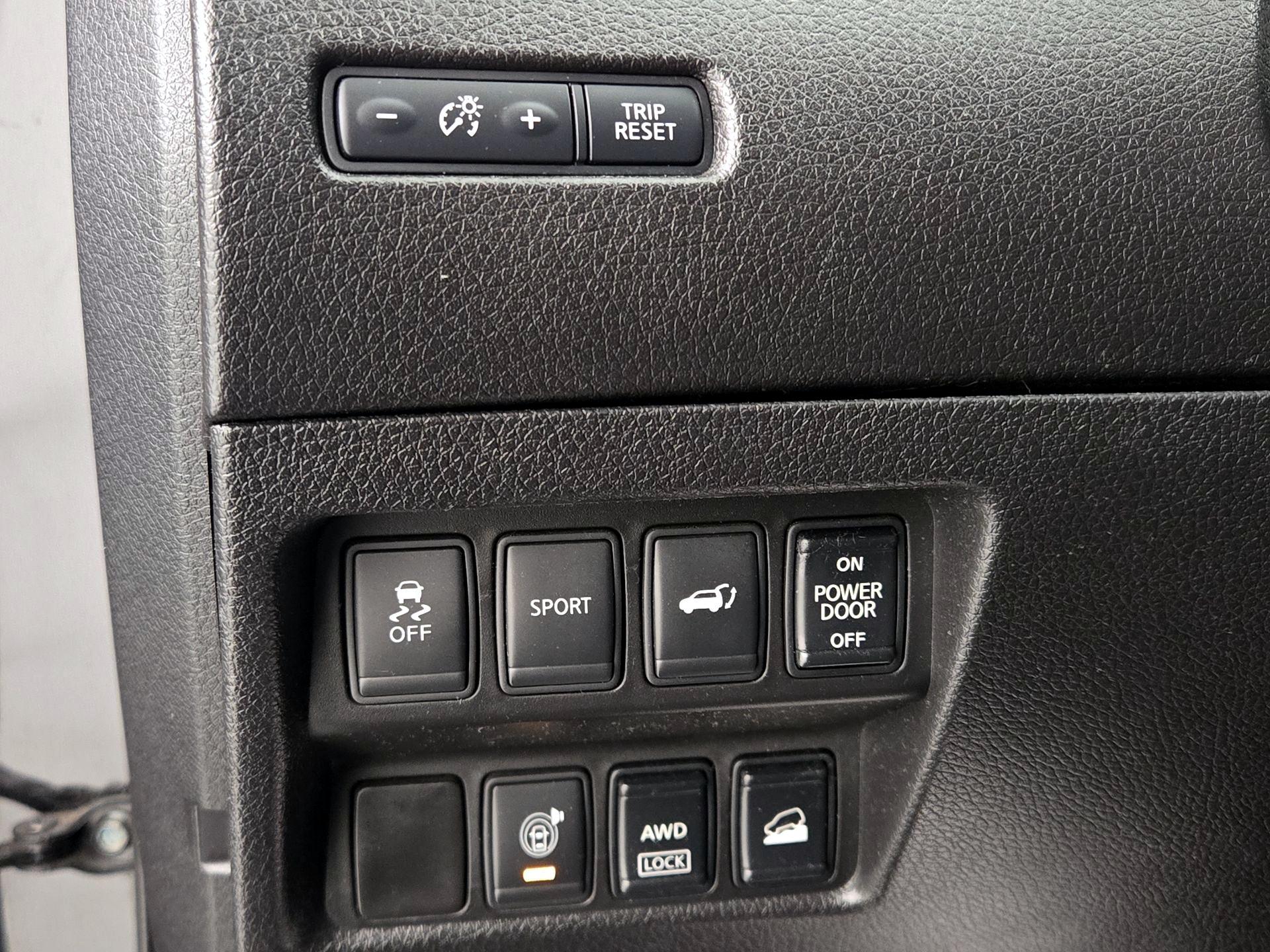 Thumbnail: 2014 Nissan Rogue - 13