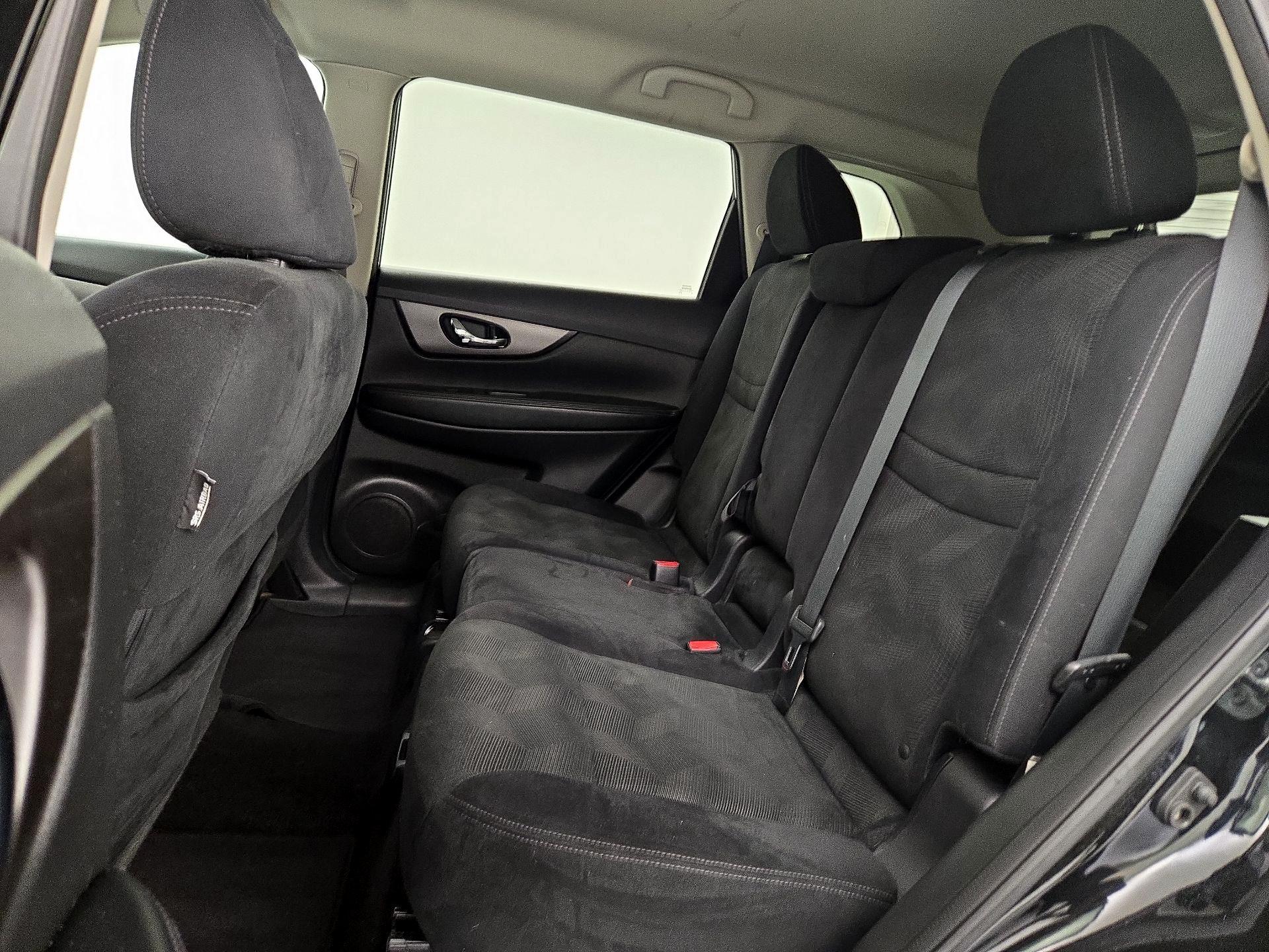 Thumbnail: 2014 Nissan Rogue - 20