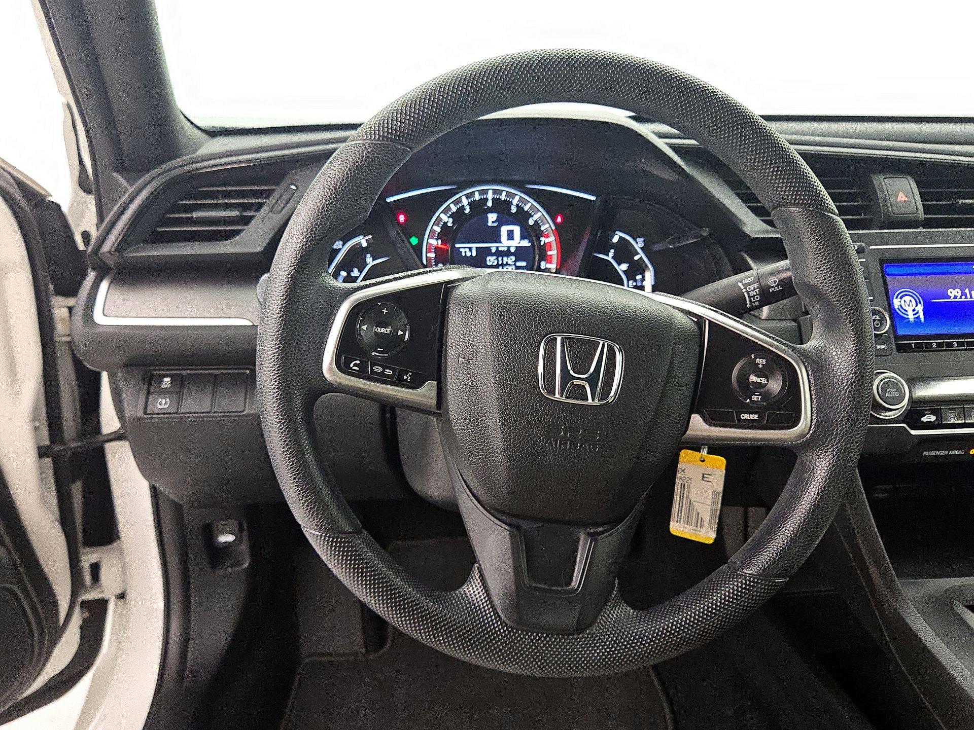 Thumbnail: 2016 Honda Civic - 10