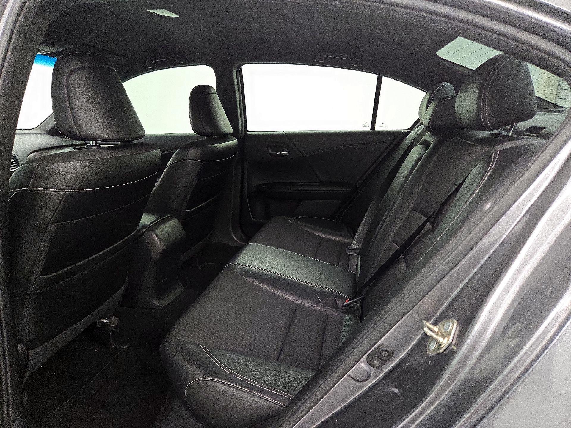Thumbnail: 2016 Honda Accord - 19