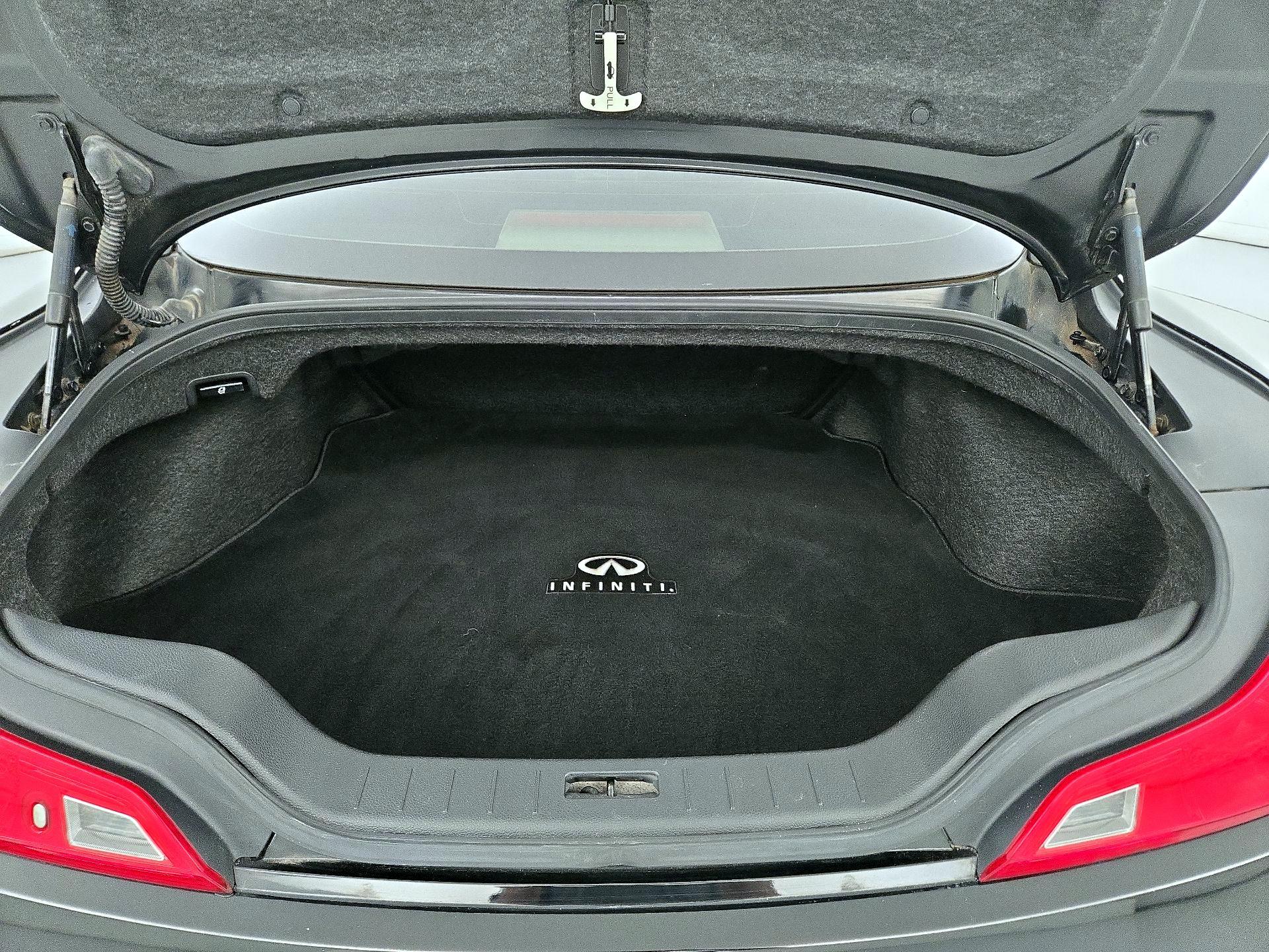 Thumbnail: 2013 INFINITI G37 - 20