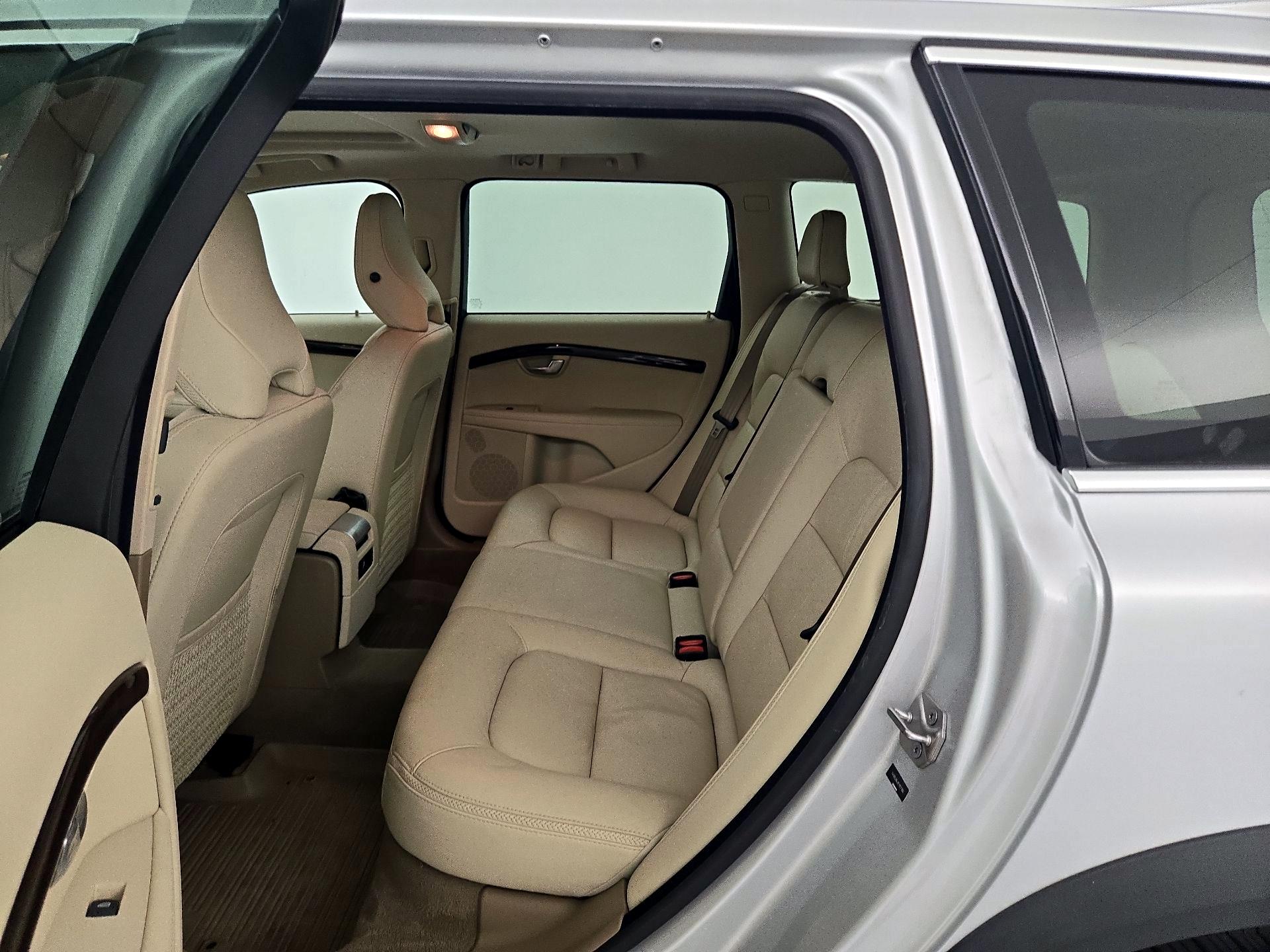 Thumbnail: 2014 Volvo XC70 - 19