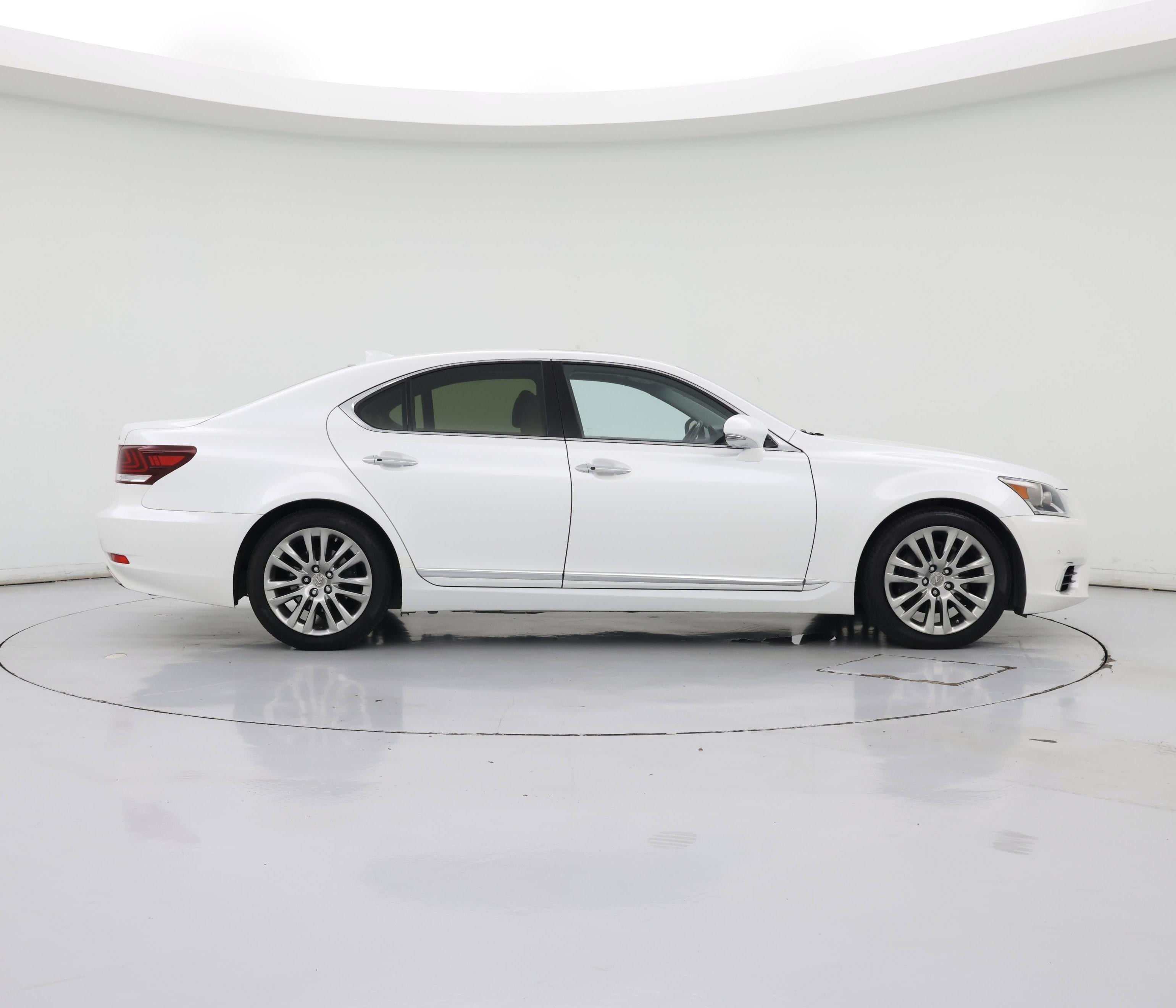 Thumbnail: 2014 Lexus LS - 7