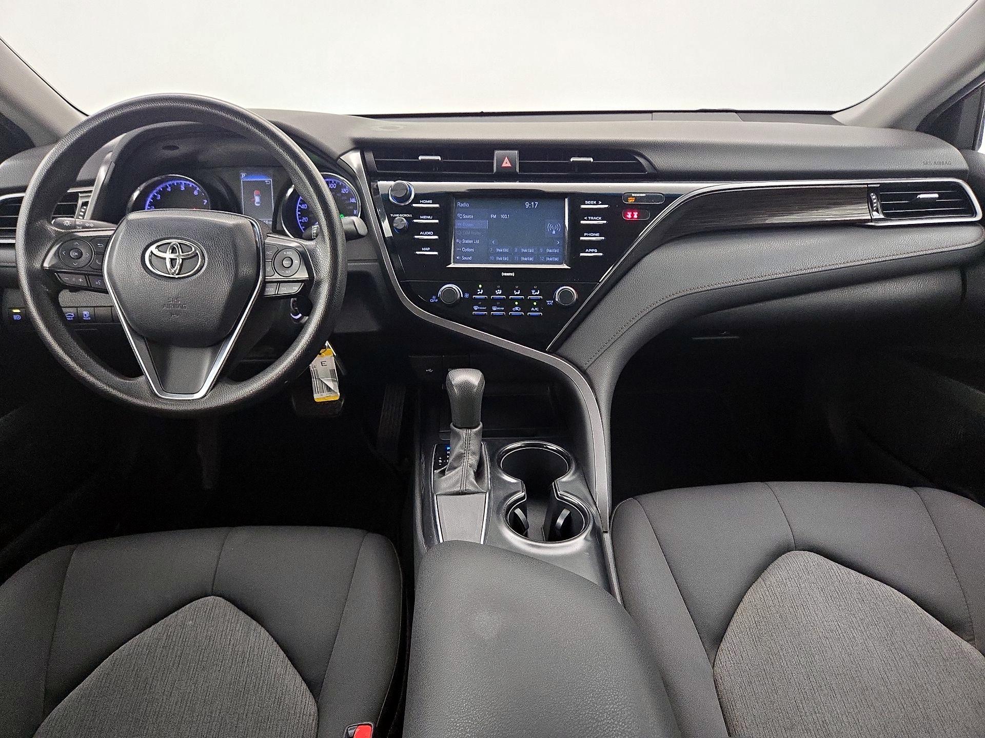 Thumbnail: 2020 Toyota Camry - 9
